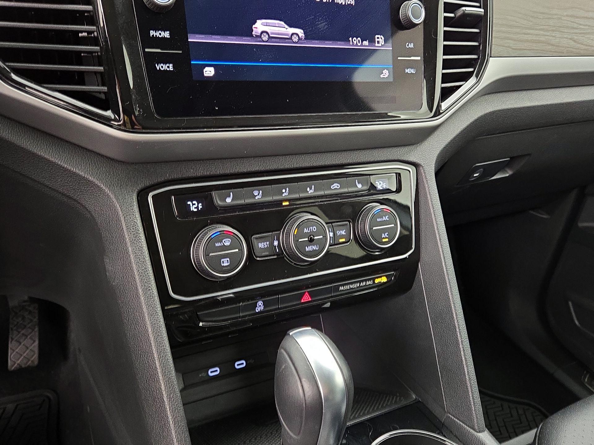 Thumbnail: 2022 Volkswagen Atlas - 16