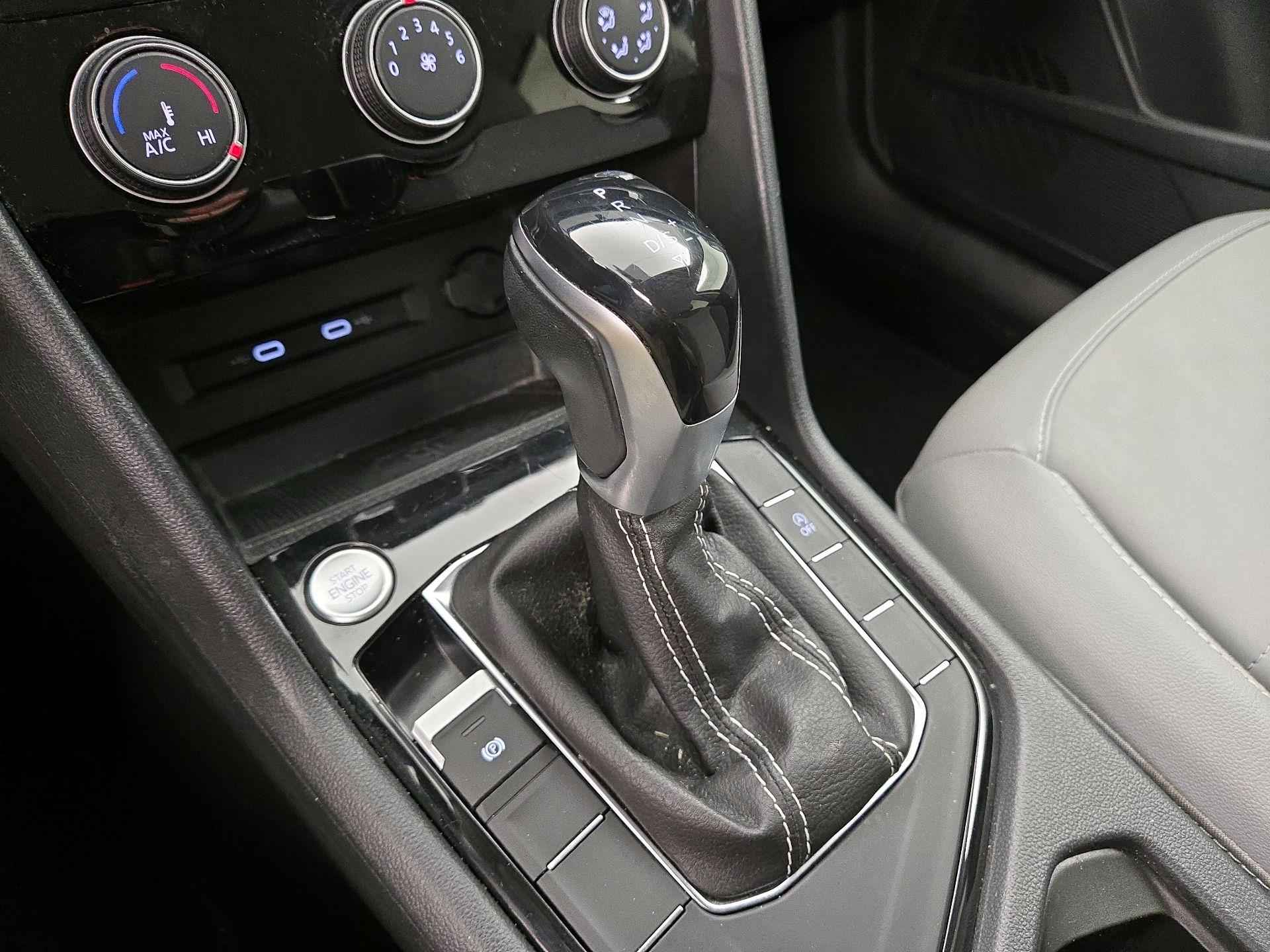 Thumbnail: 2023 Volkswagen Taos - 17