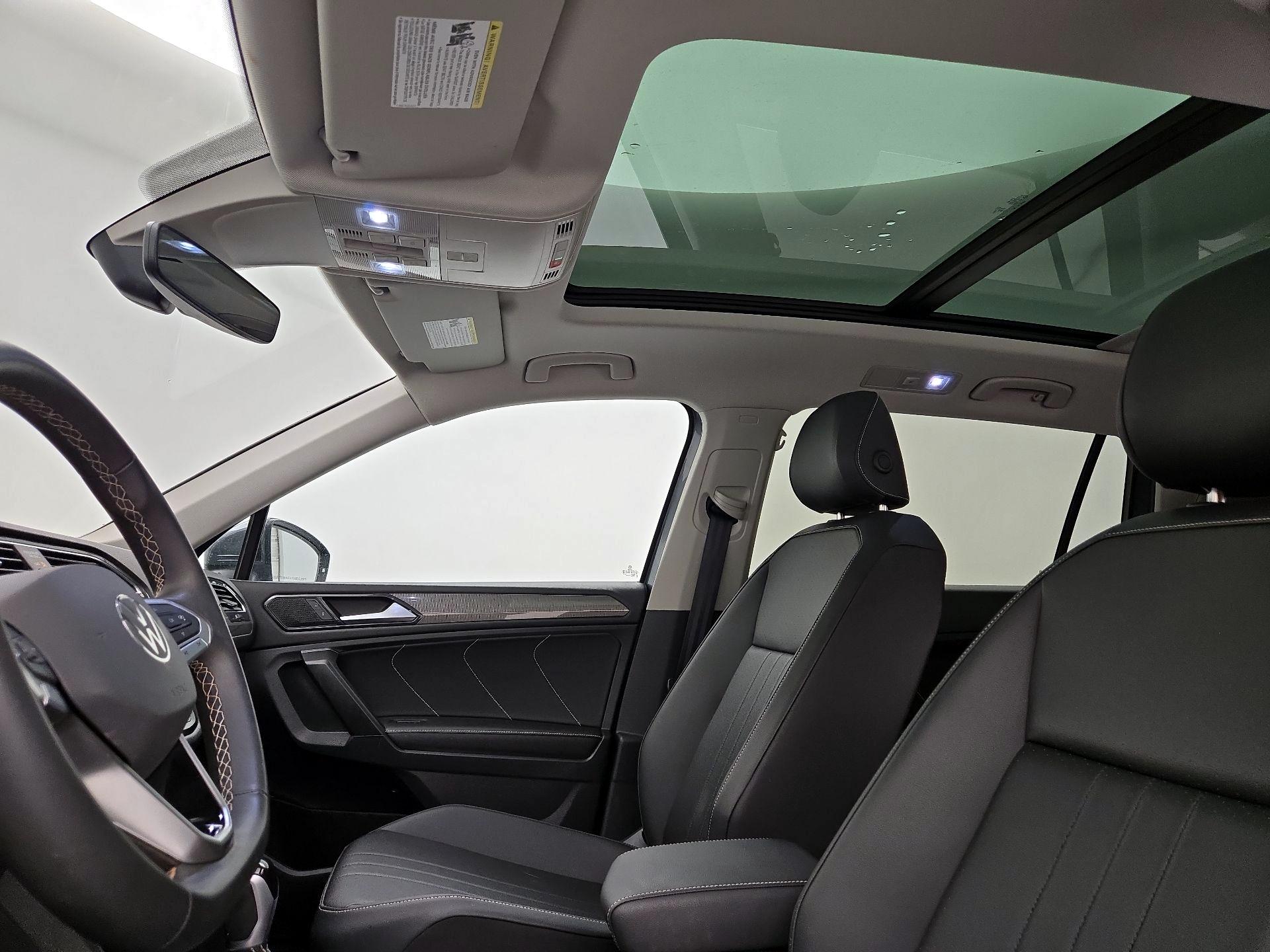 Thumbnail: 2023 Volkswagen Tiguan - 18