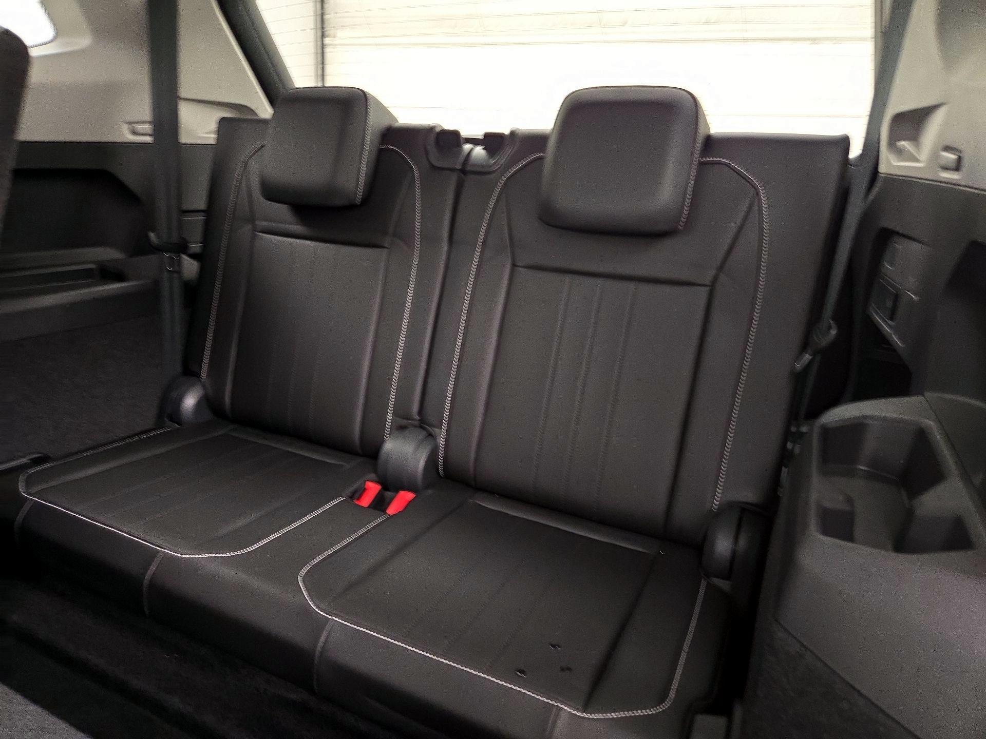 Thumbnail: 2023 Volkswagen Tiguan - 20