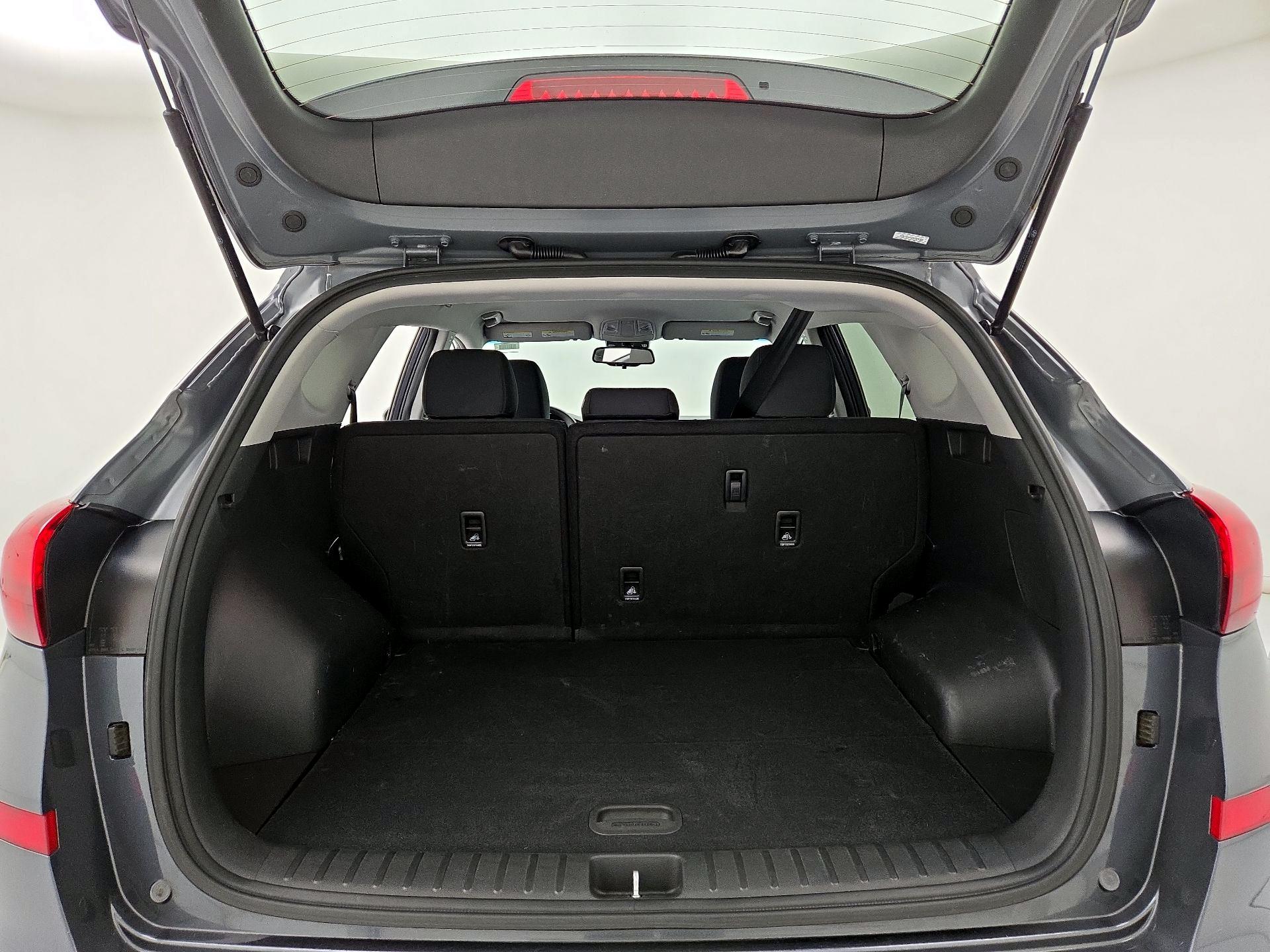 Thumbnail: 2021 Hyundai Tucson - 20