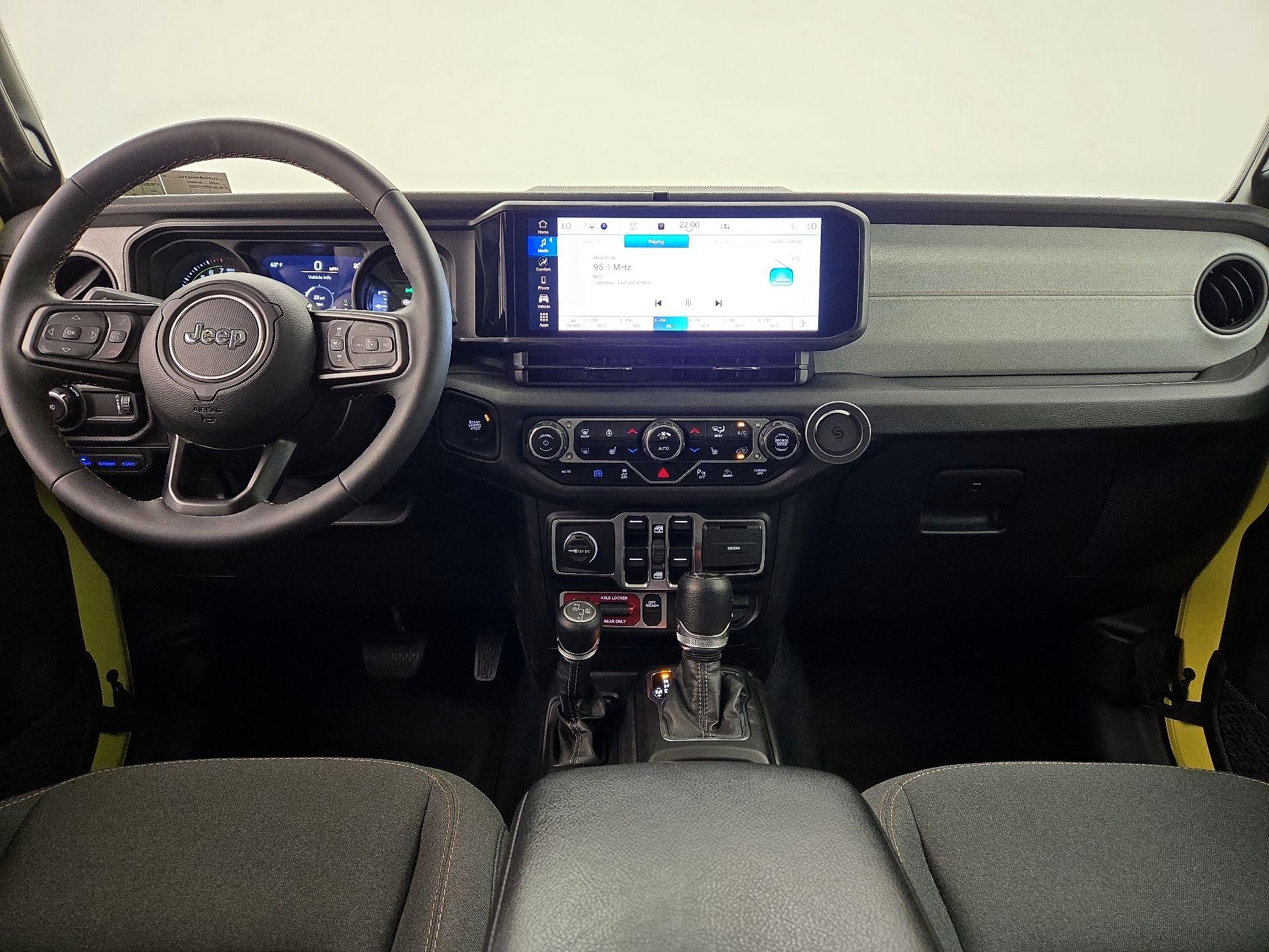 Thumbnail: 2024 Jeep Wrangler - 9