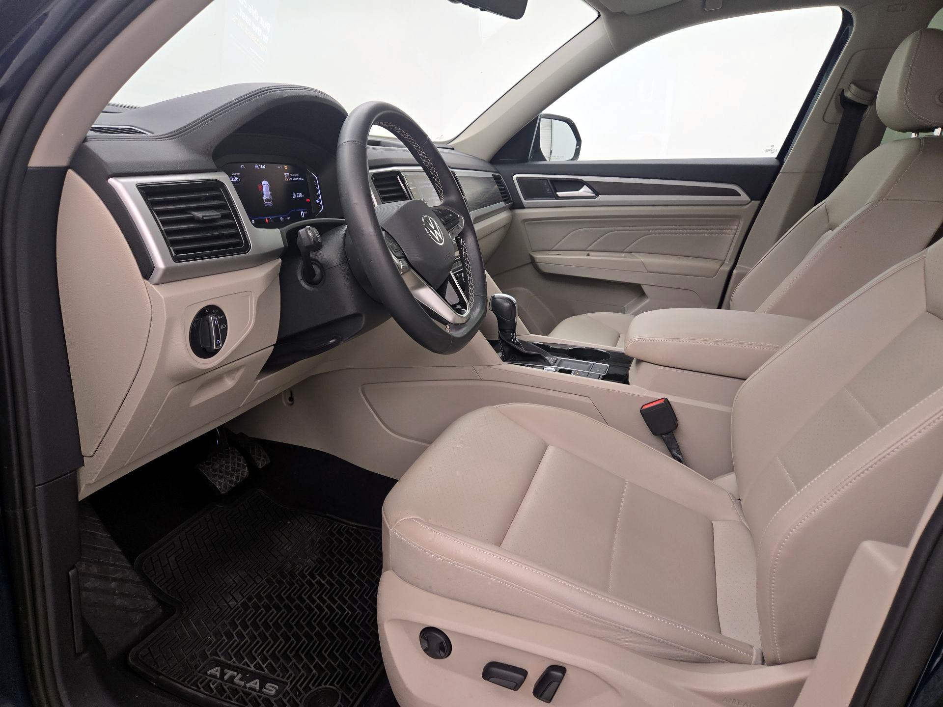 Thumbnail: 2022 Volkswagen Atlas - 11