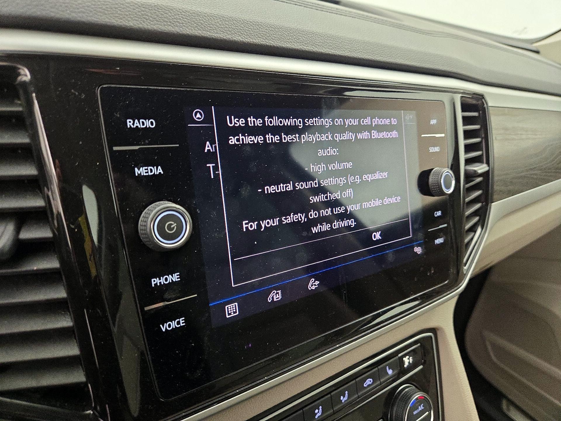 Thumbnail: 2022 Volkswagen Atlas - 15