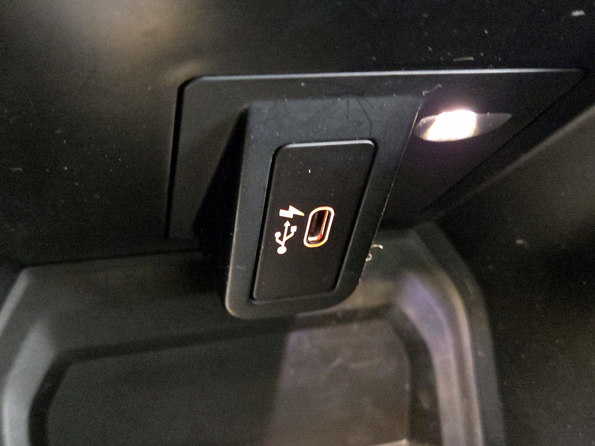 Thumbnail: 2022 BMW X3 - 18