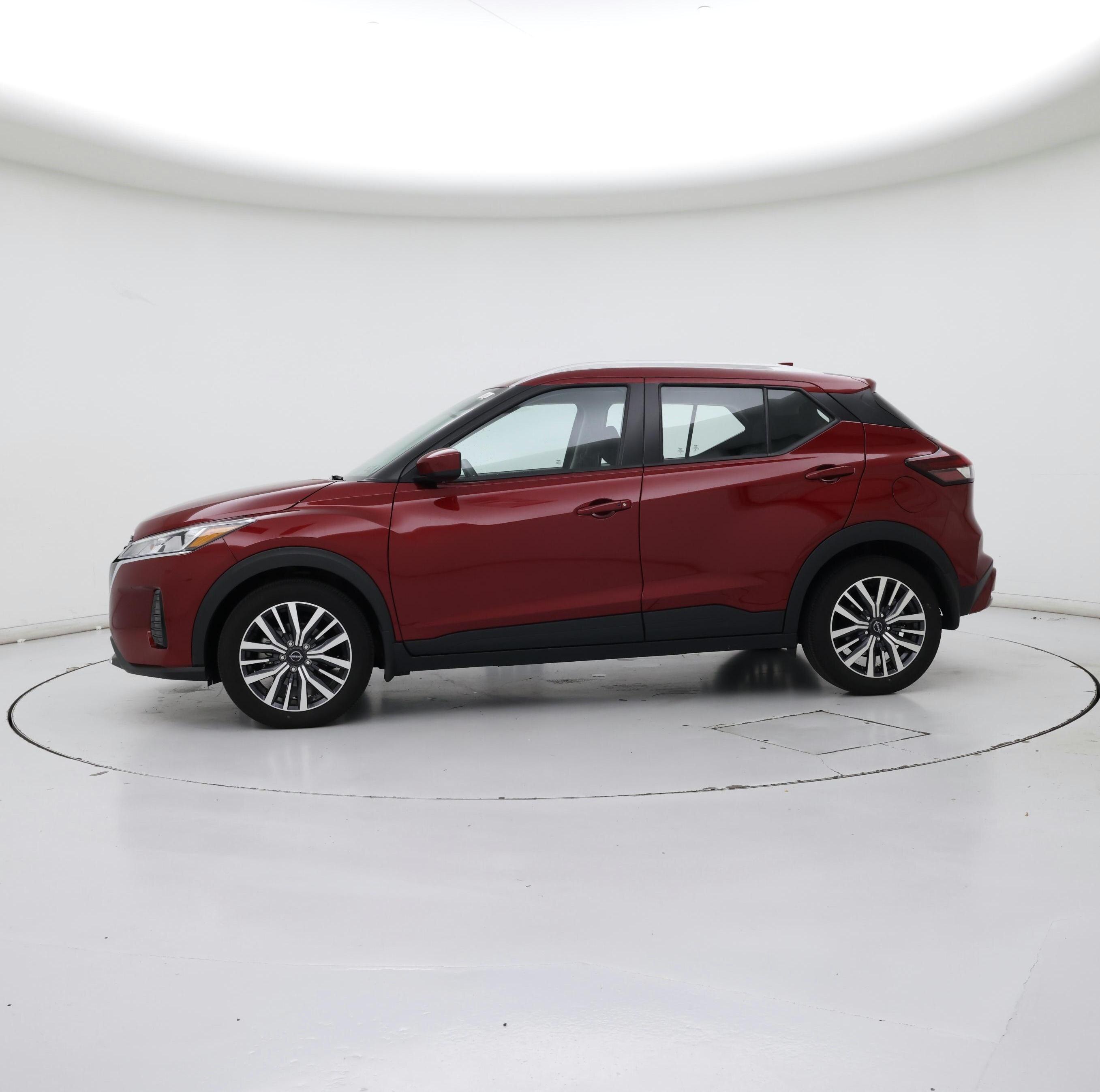 Thumbnail: 2023 Nissan Kicks - 3