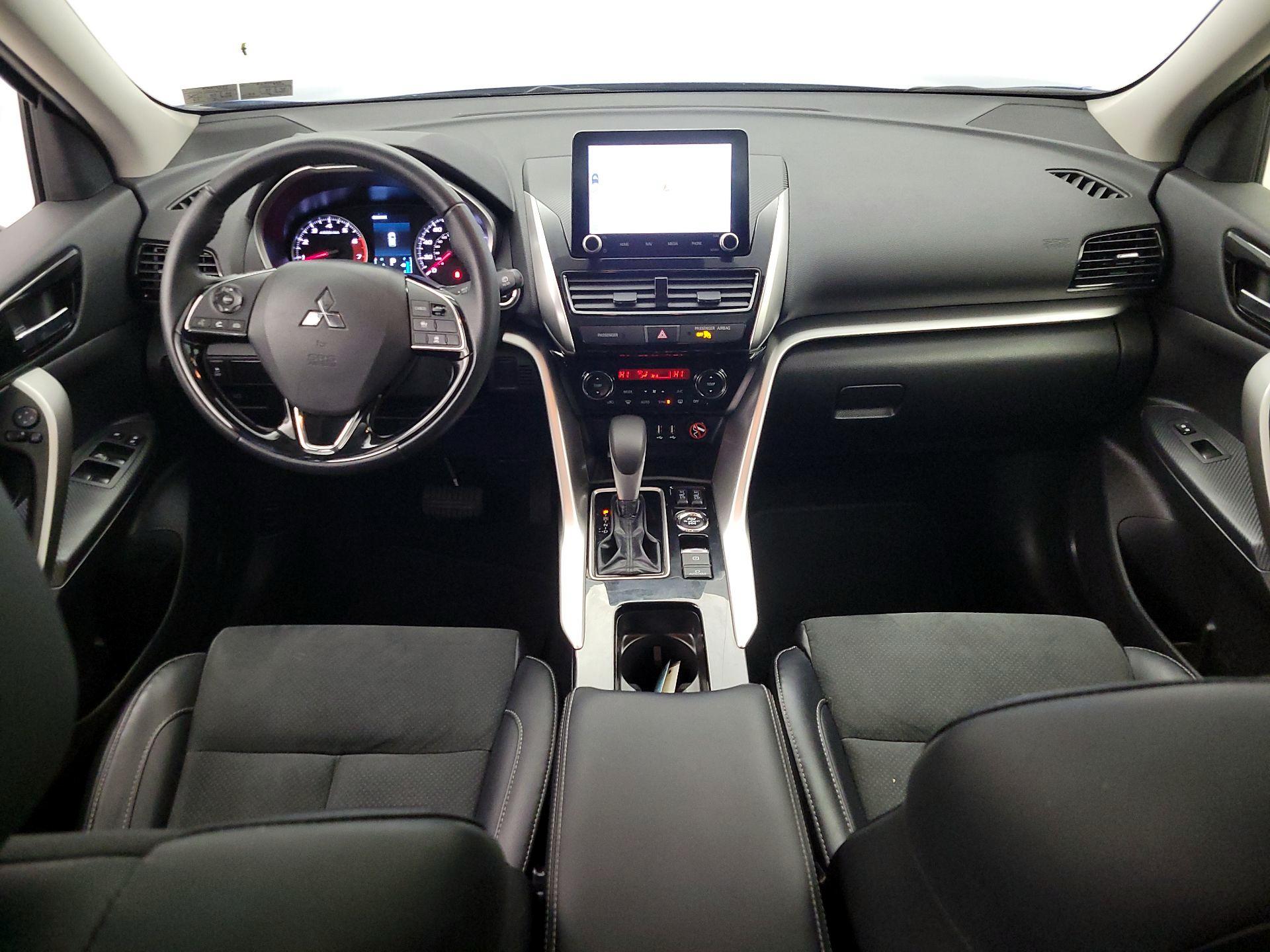 Thumbnail: 2024 Mitsubishi Eclipse Cross - 9