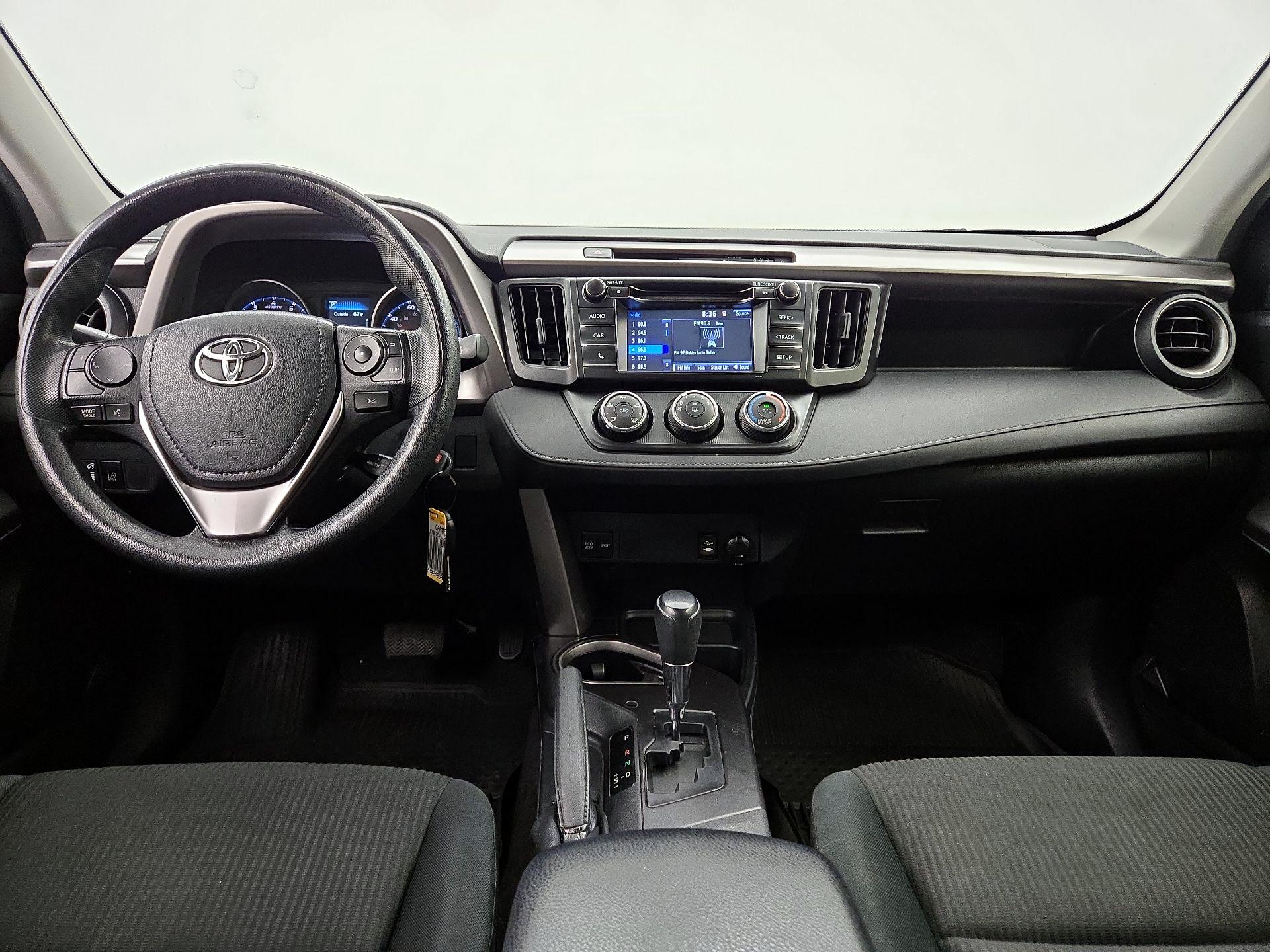 Thumbnail: 2018 Toyota RAV4 - 9