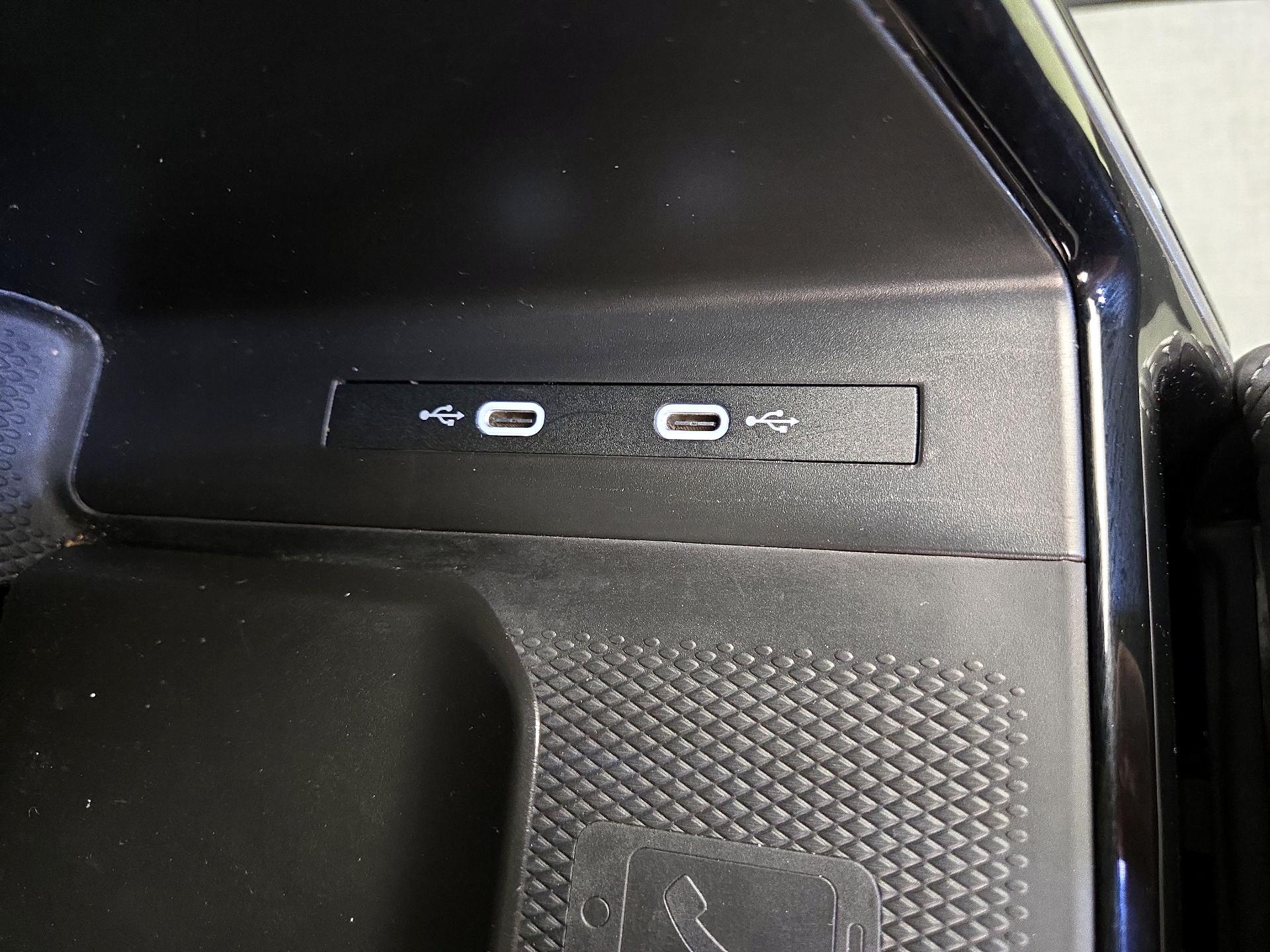 Thumbnail: 2023 Volkswagen ID.4 - 19