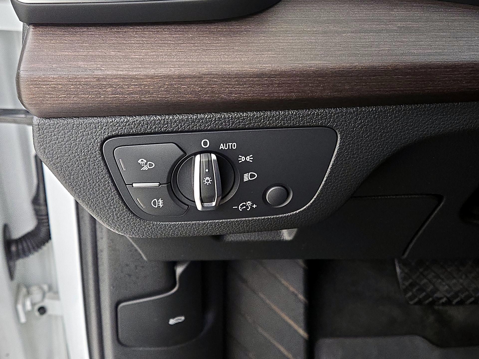 Thumbnail: 2021 Audi Q5 - 13