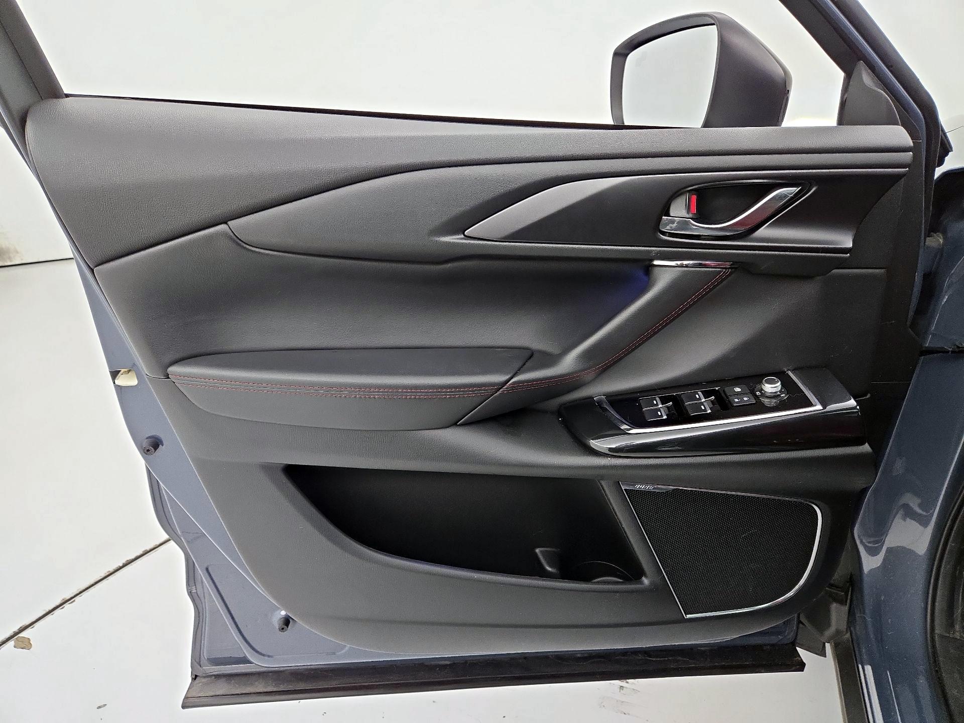 Thumbnail: 2023 Mazda CX-9 - 12