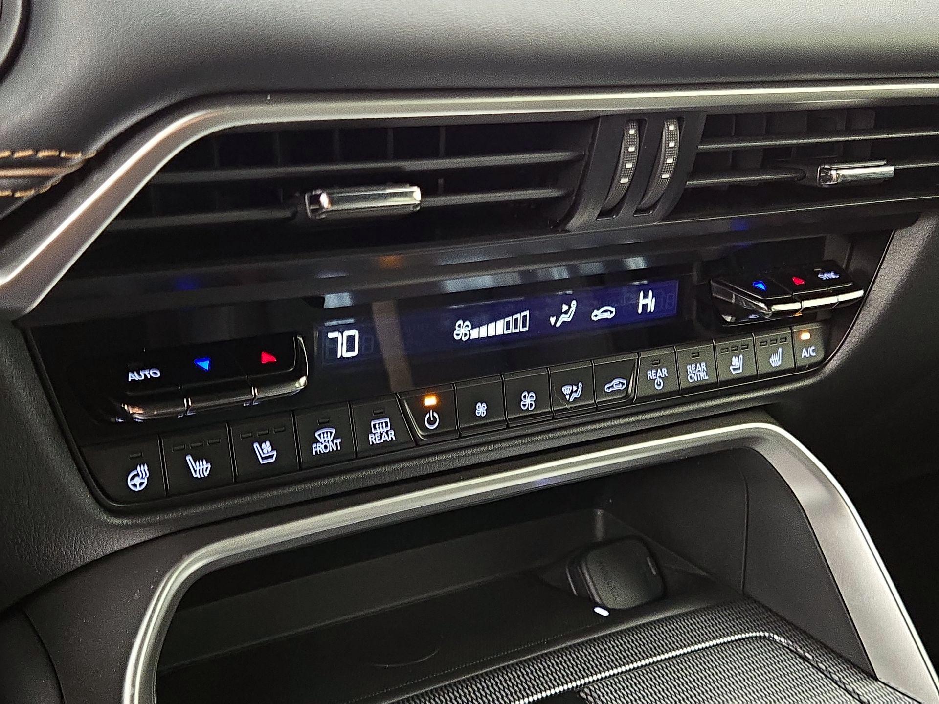 Thumbnail: 2024 Mazda CX-90 - 17