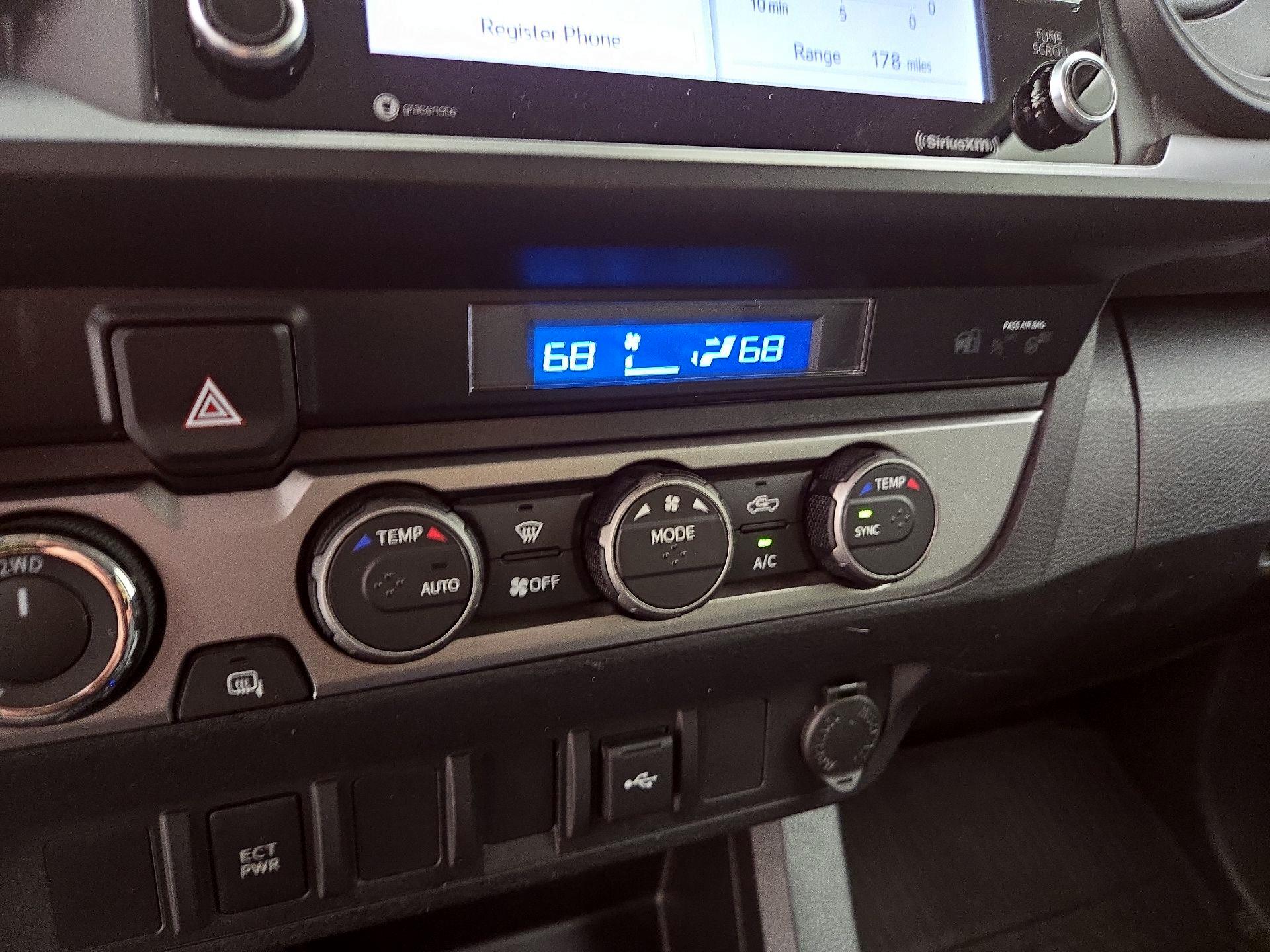 Thumbnail: 2022 Toyota Tacoma - 16