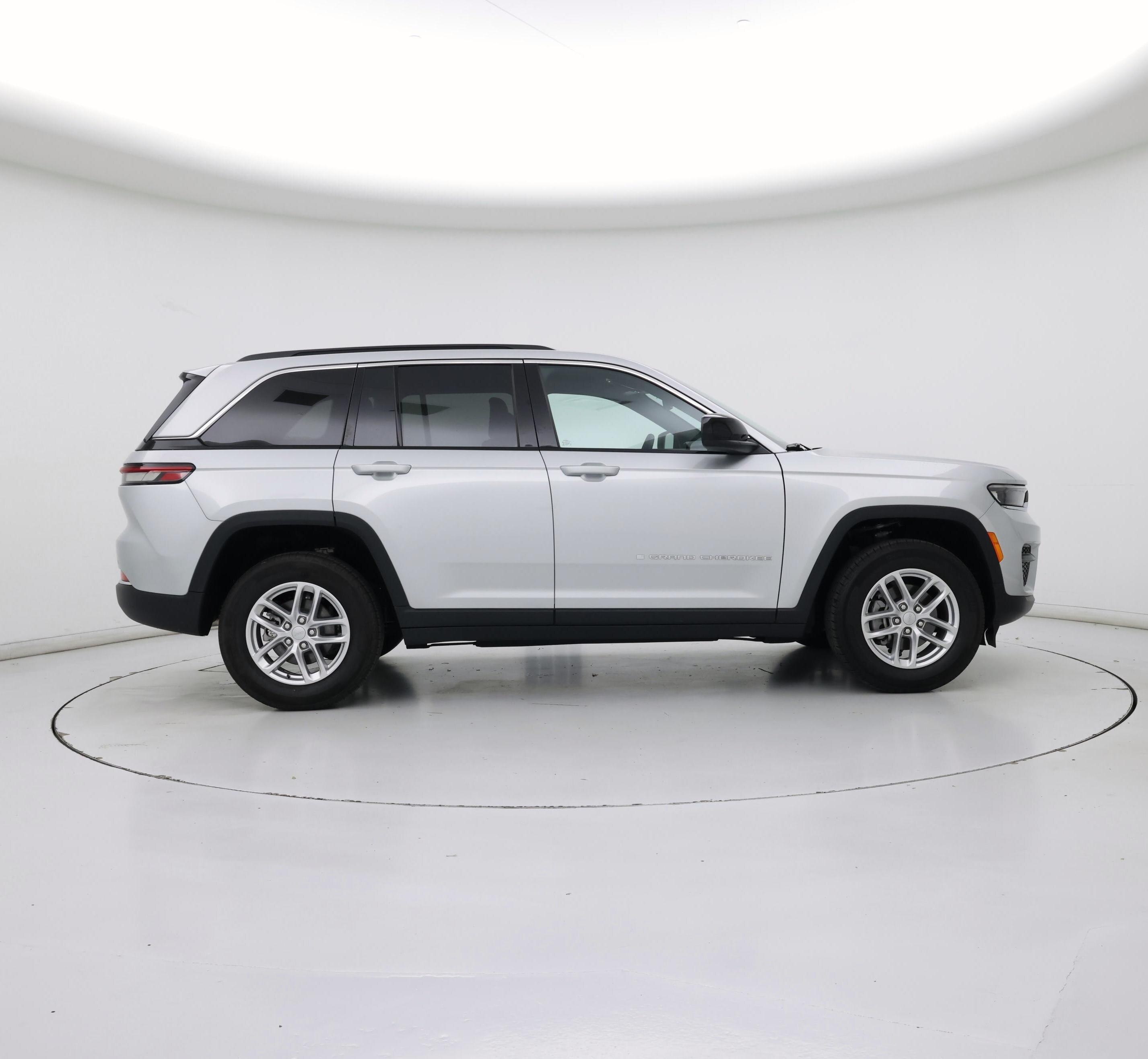 Thumbnail: 2025 Jeep Grand Cherokee - 7