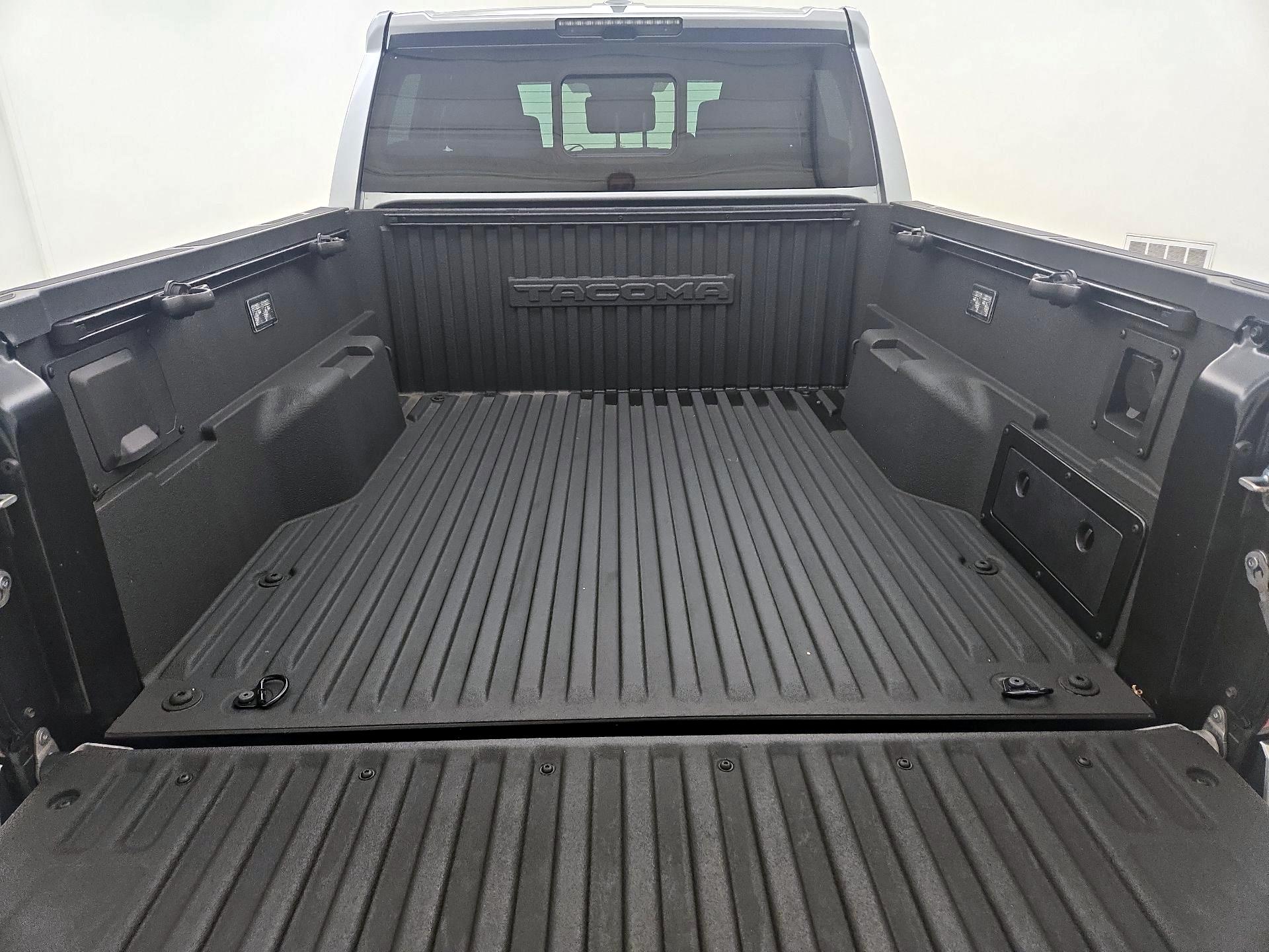 Thumbnail: 2024 Toyota Tacoma - 20