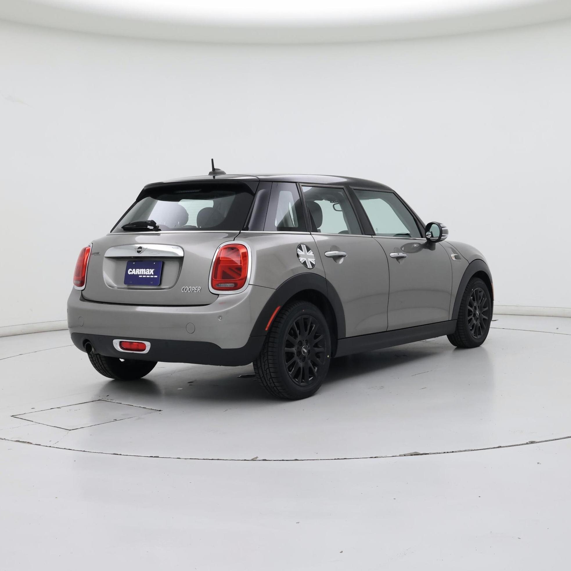 Thumbnail: 2019 MINI Cooper Hardtop - 8
