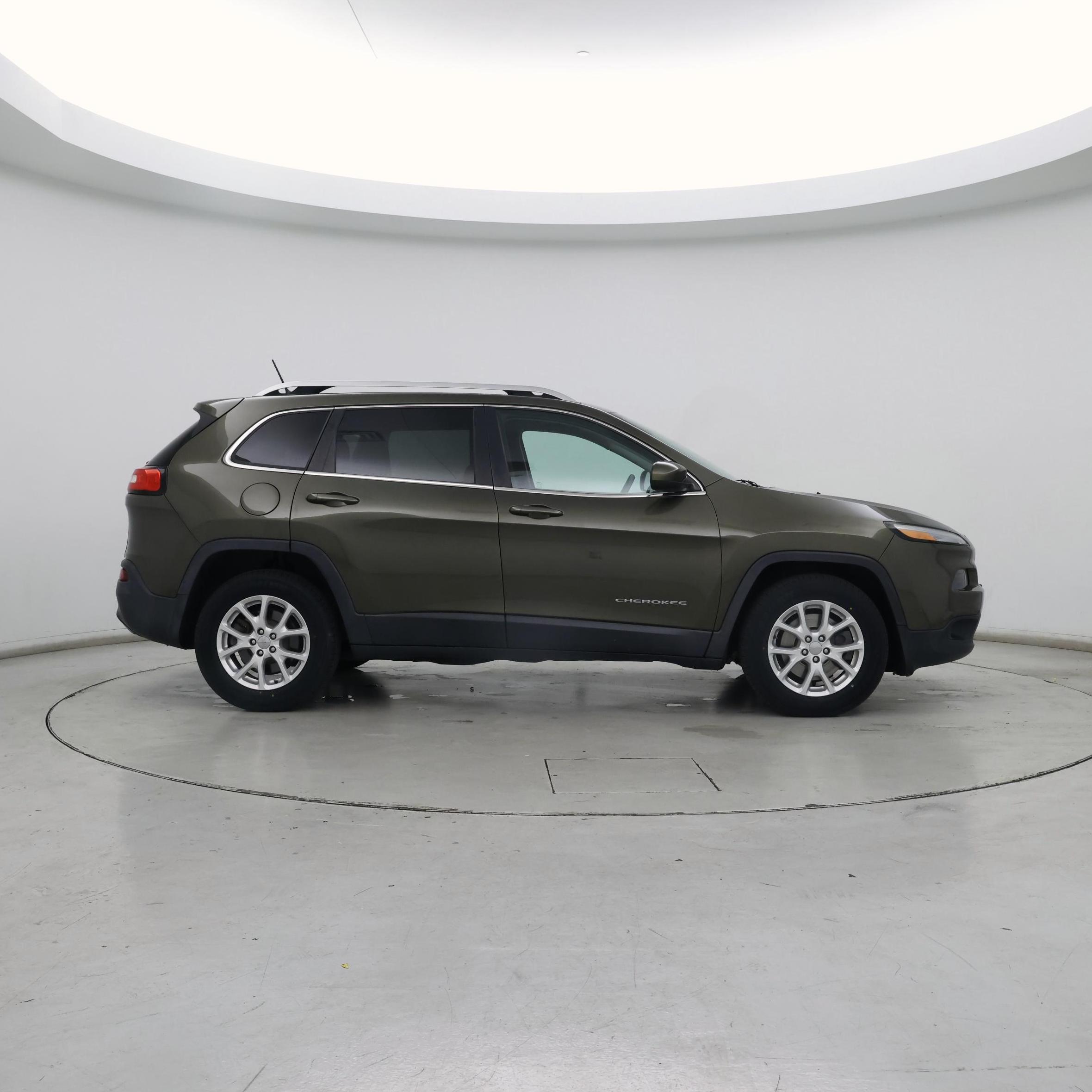 Thumbnail: 2014 Jeep Cherokee - 7