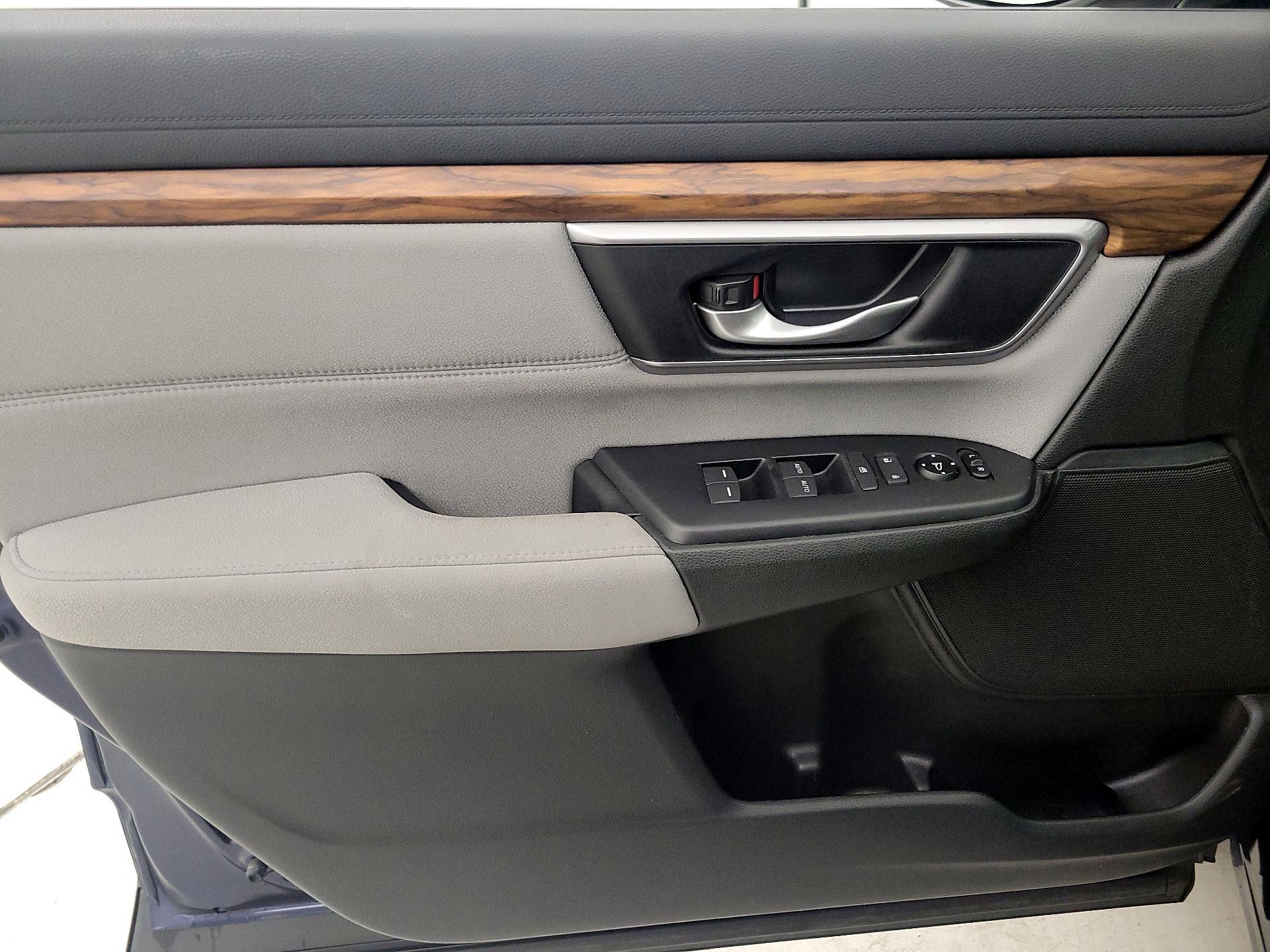 Thumbnail: 2017 Honda CR-V - 12