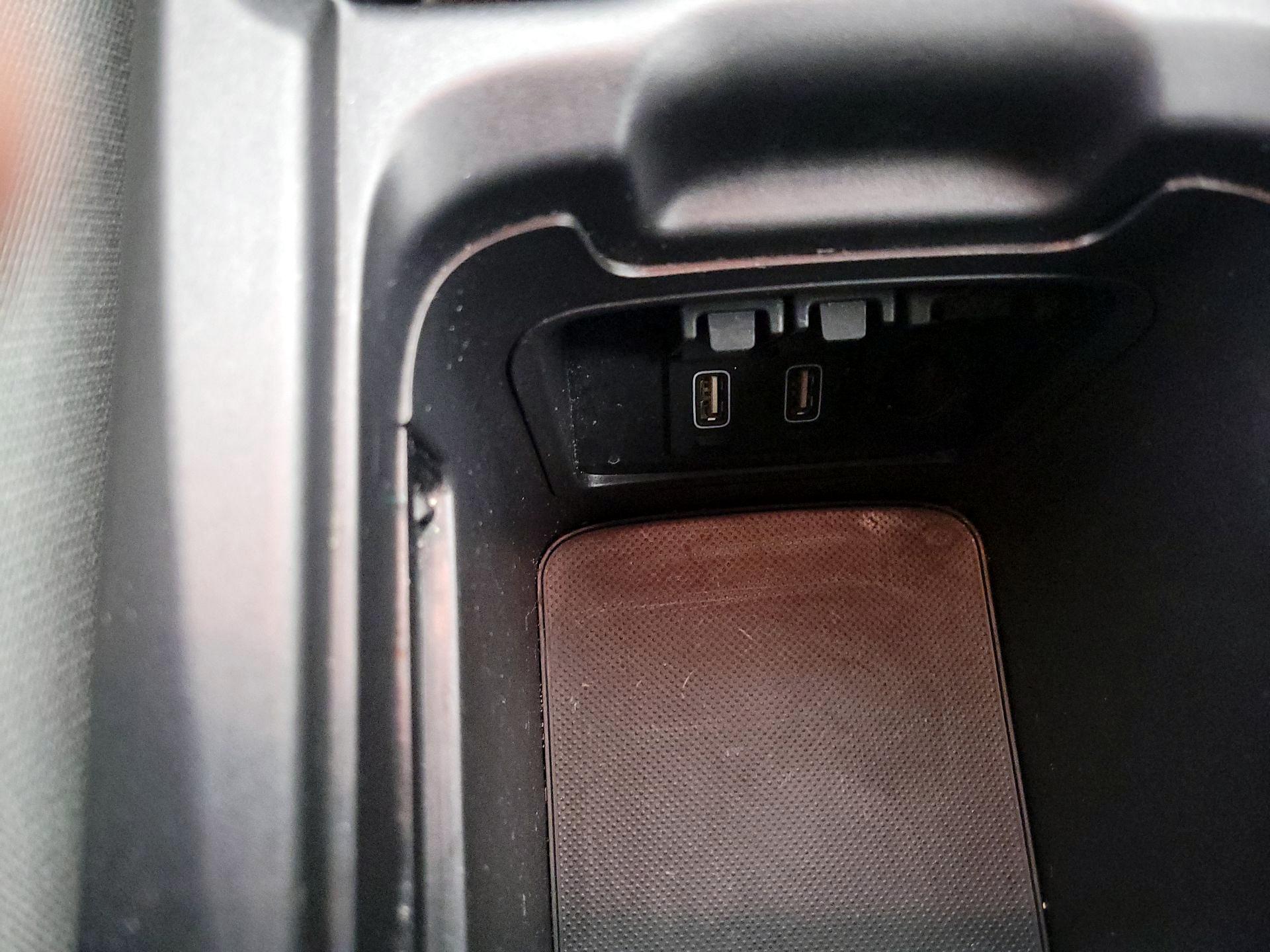 Thumbnail: 2017 Honda CR-V - 18