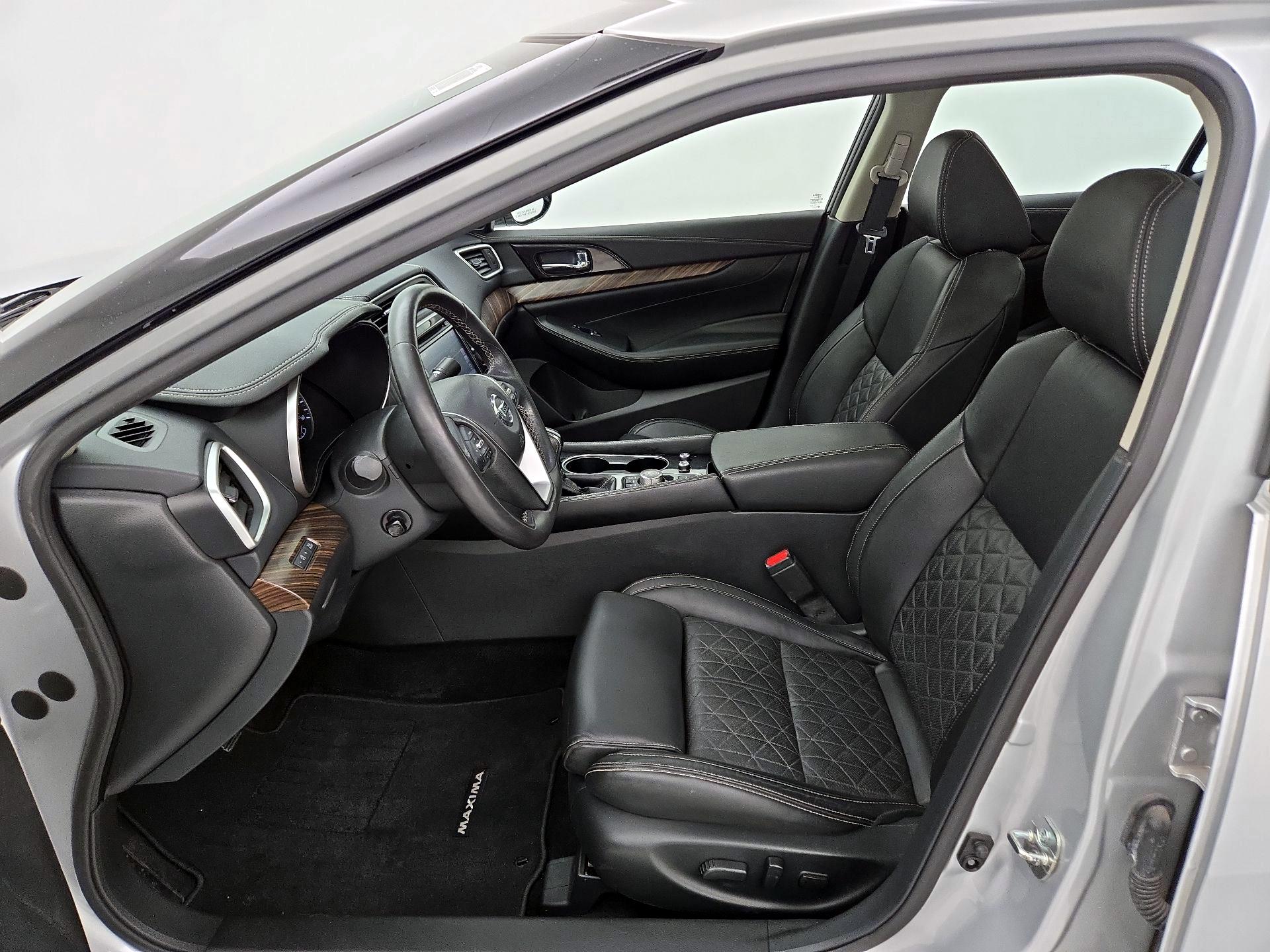 Thumbnail: 2017 Nissan Maxima - 11