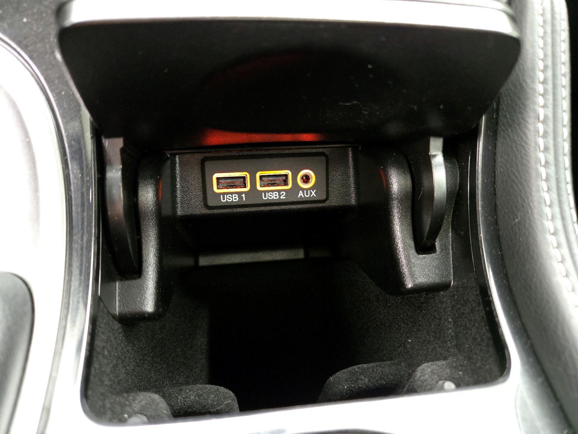 Thumbnail: 2017 Nissan Maxima - 19