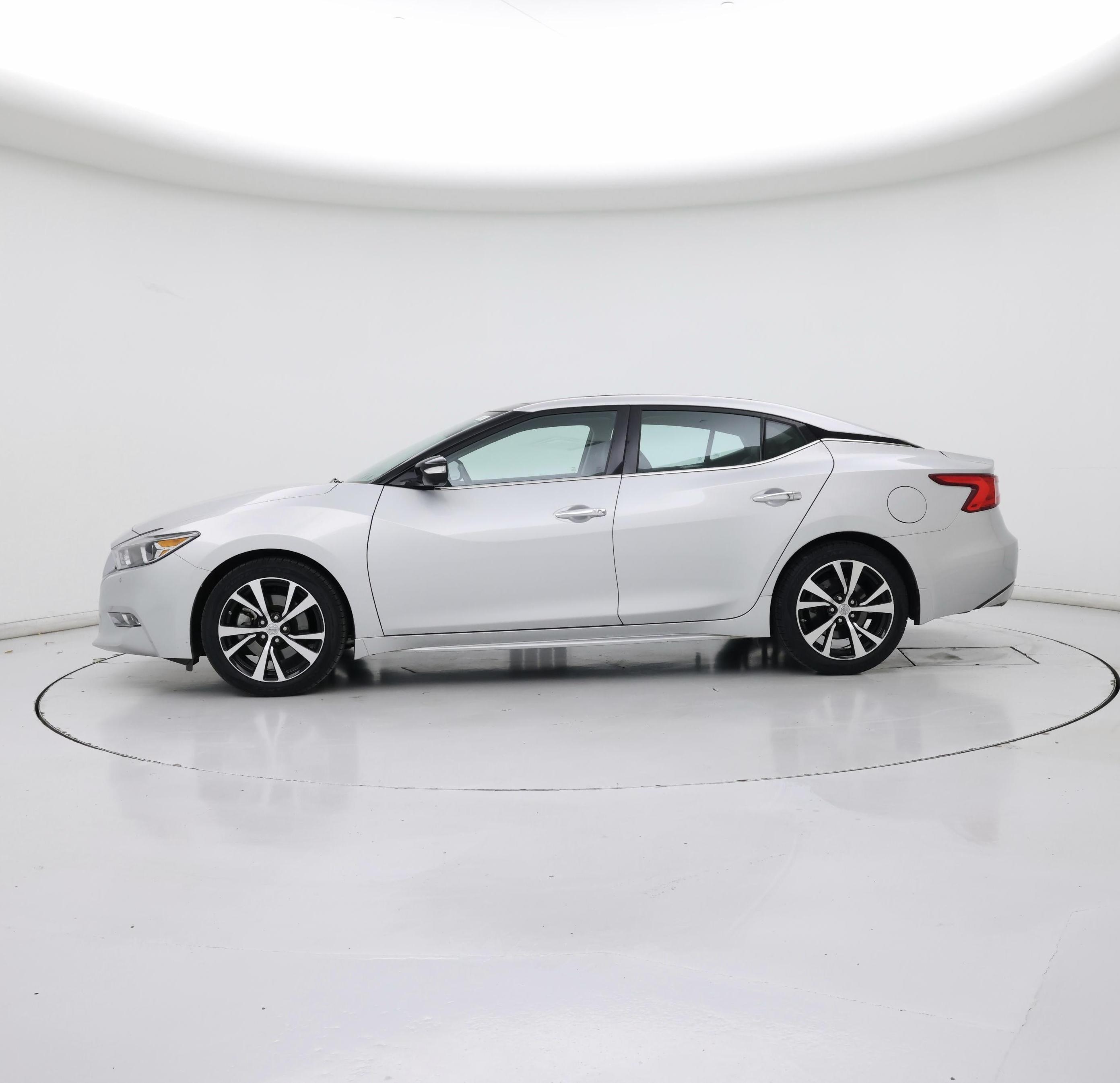 Thumbnail: 2017 Nissan Maxima - 3