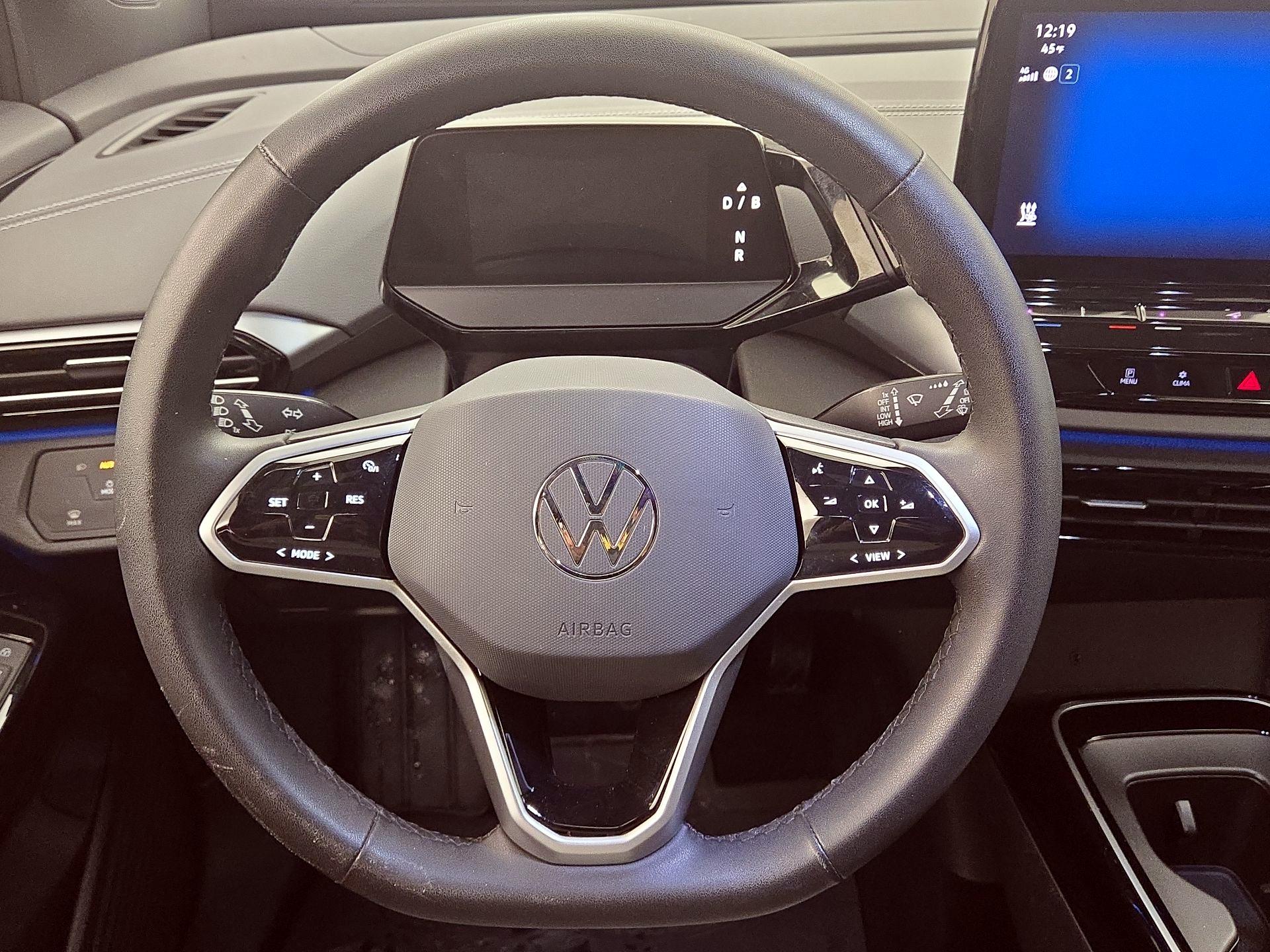 Thumbnail: 2023 Volkswagen ID.4 - 10