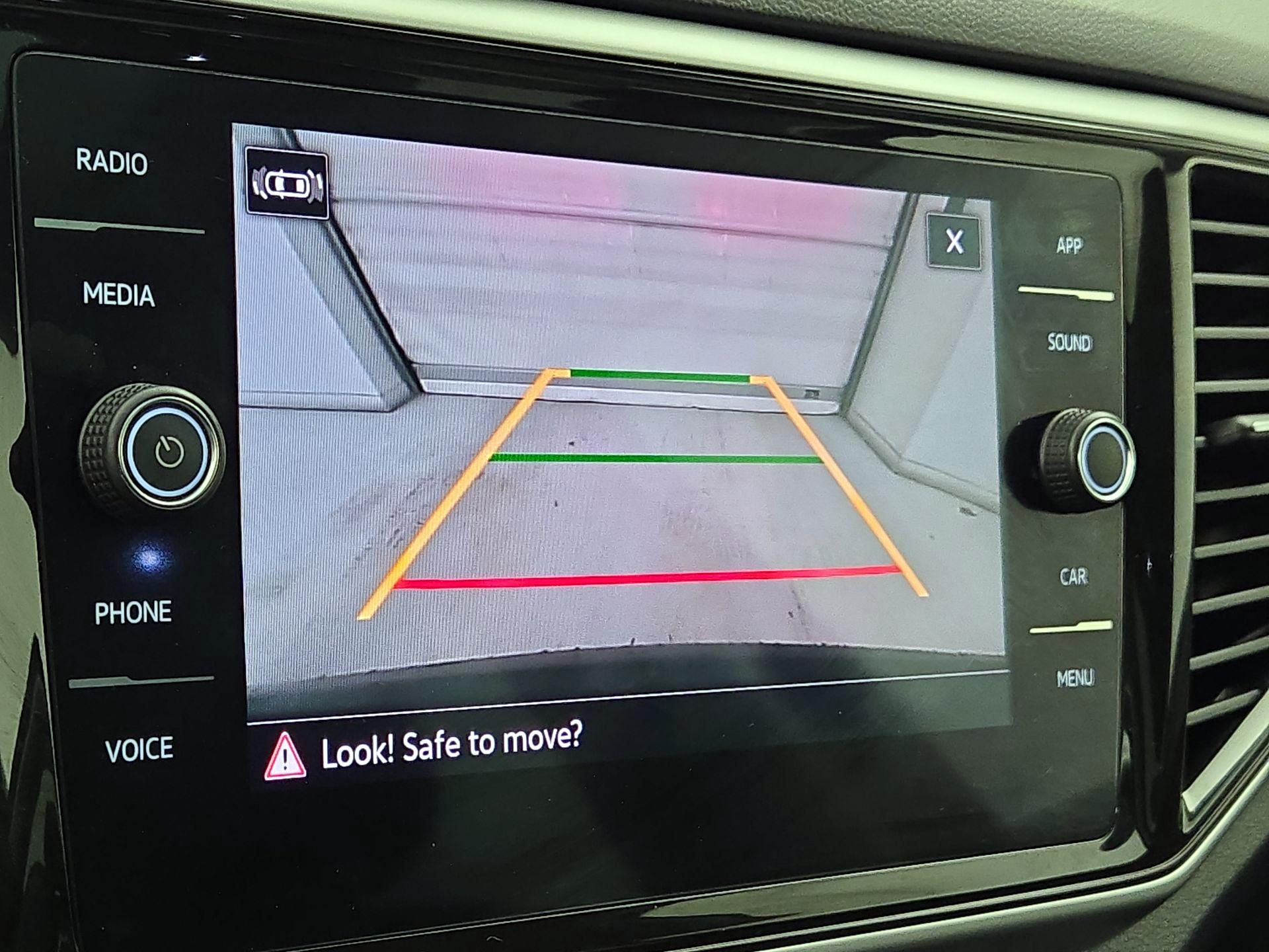 Thumbnail: 2022 Volkswagen Atlas - 13