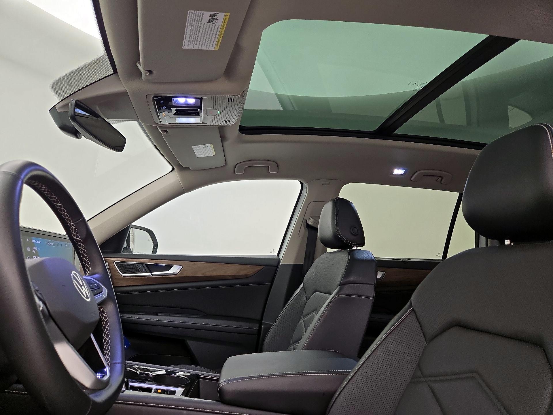 Thumbnail: 2024 Volkswagen Atlas - 18