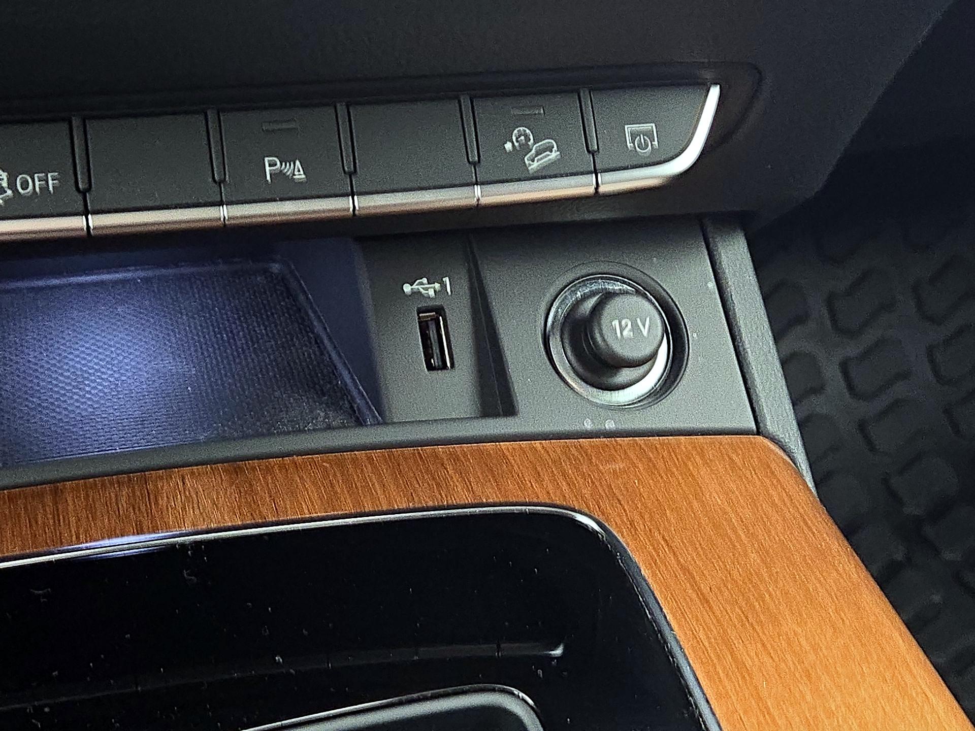 Thumbnail: 2023 Audi Q5 - 18