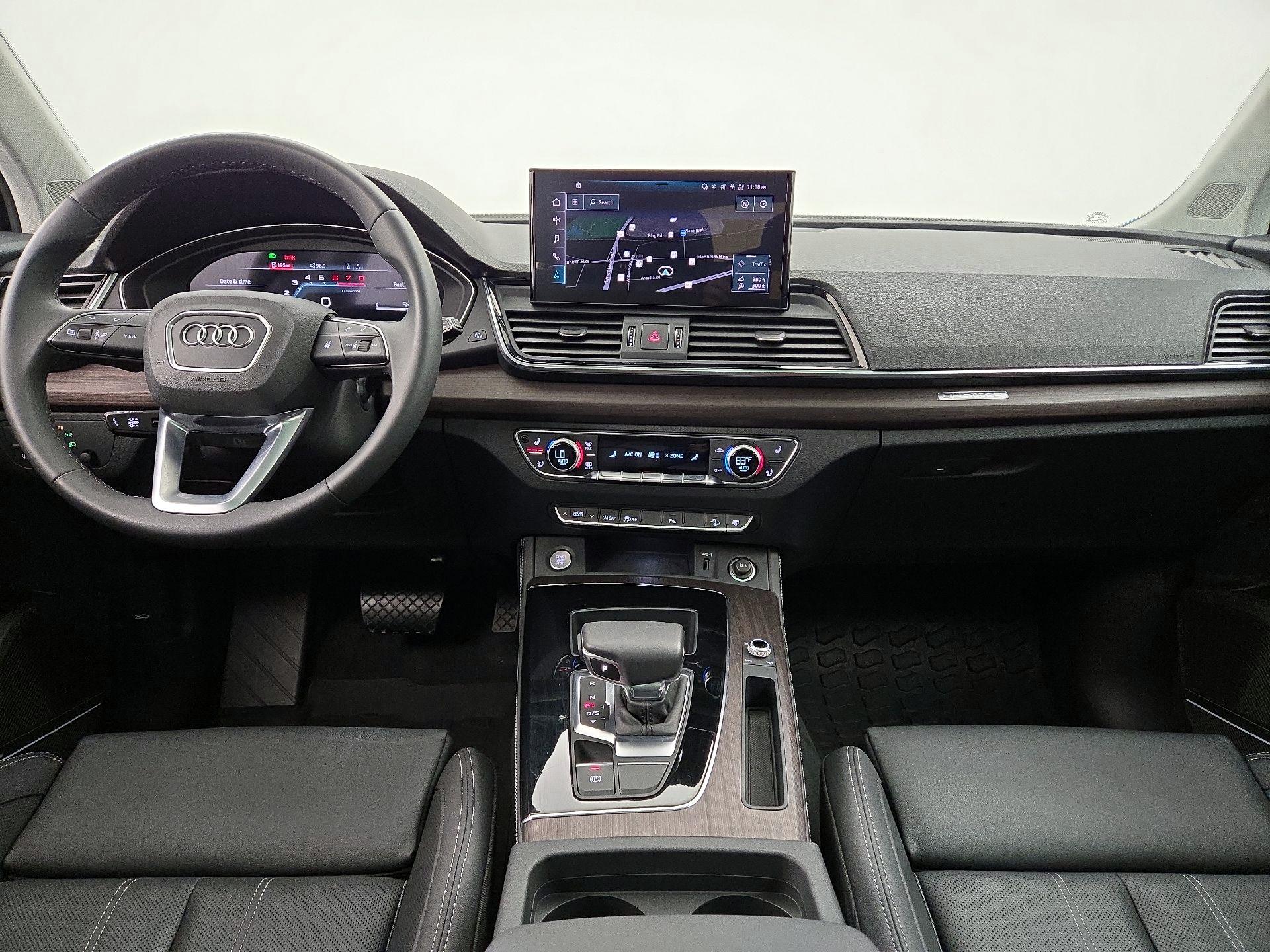 Thumbnail: 2023 Audi Q5 - 9