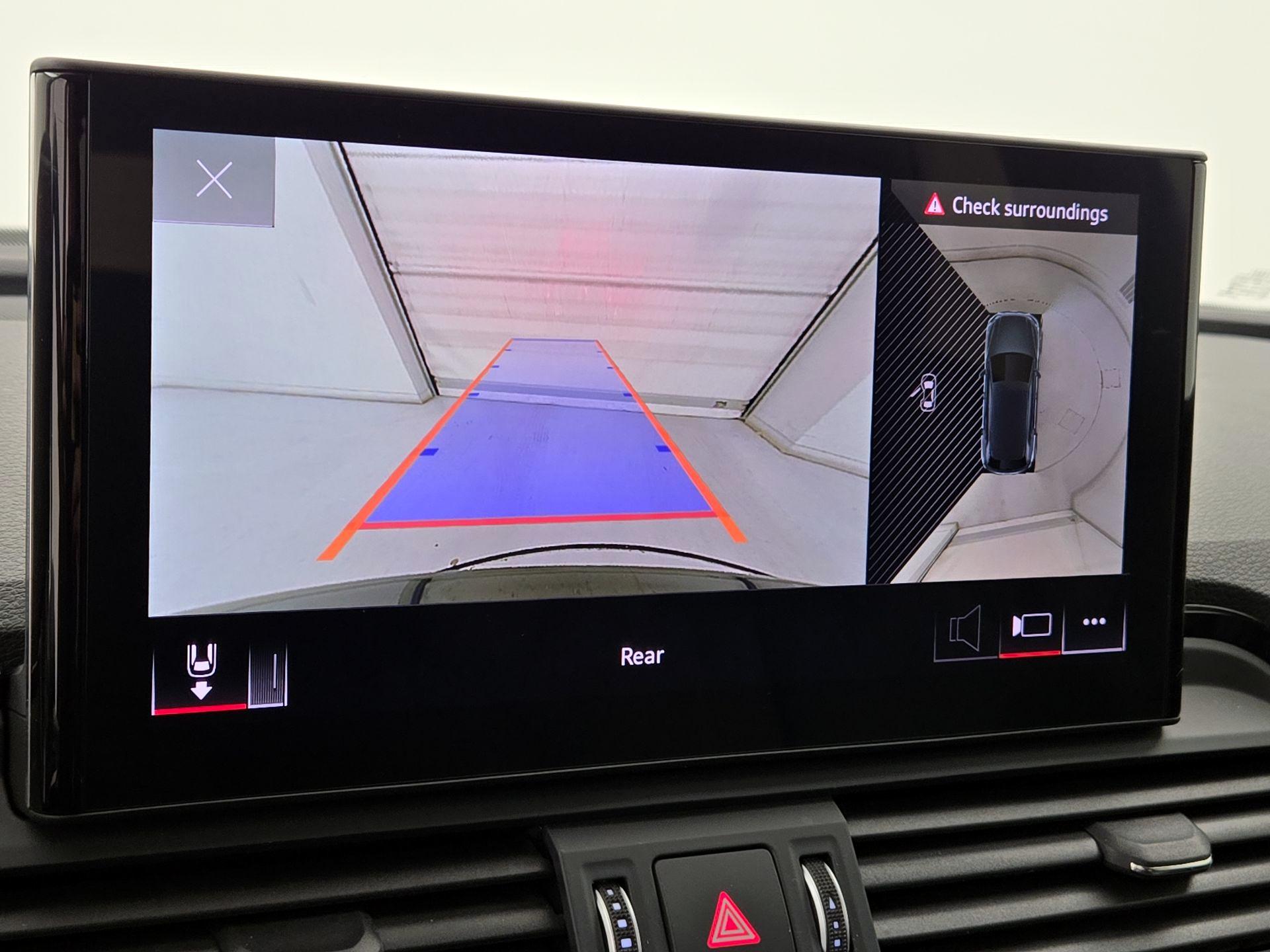 Thumbnail: 2023 Audi Q5 - 14