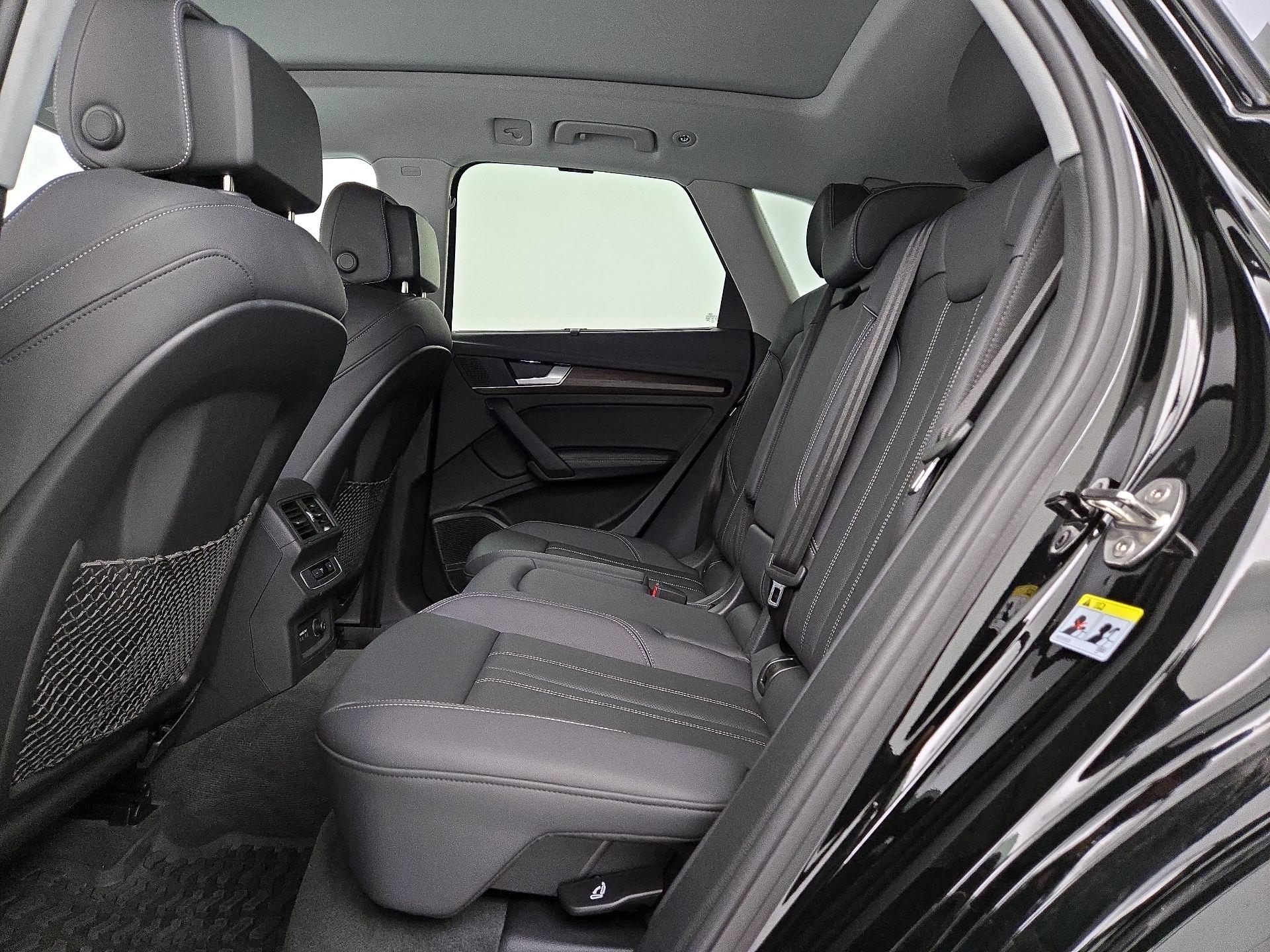 Thumbnail: 2023 Audi Q5 - 20