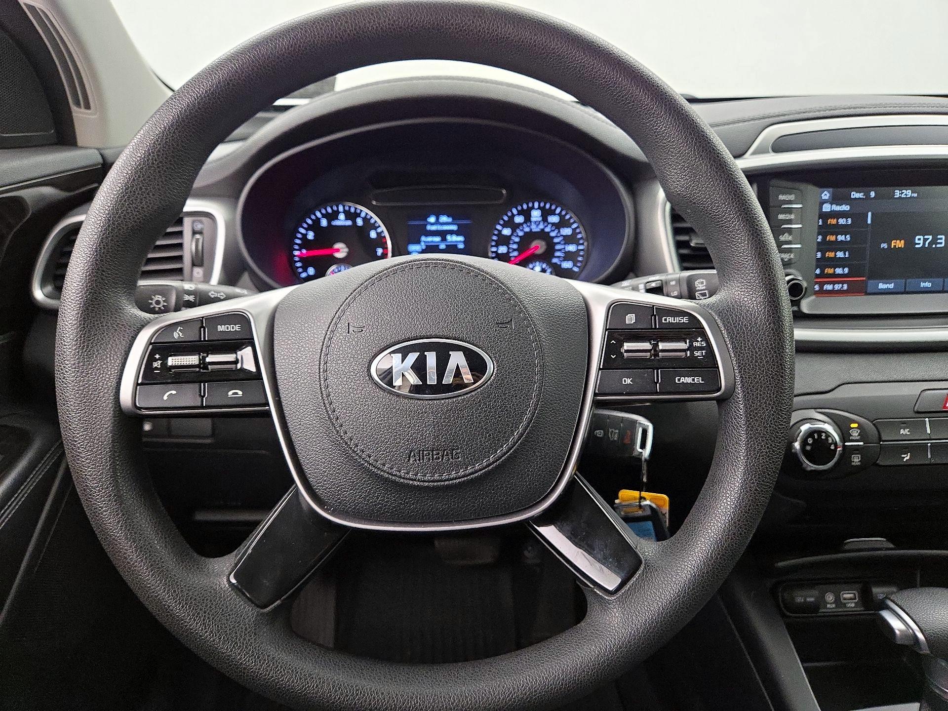 Thumbnail: 2019 Kia Sorento - 10