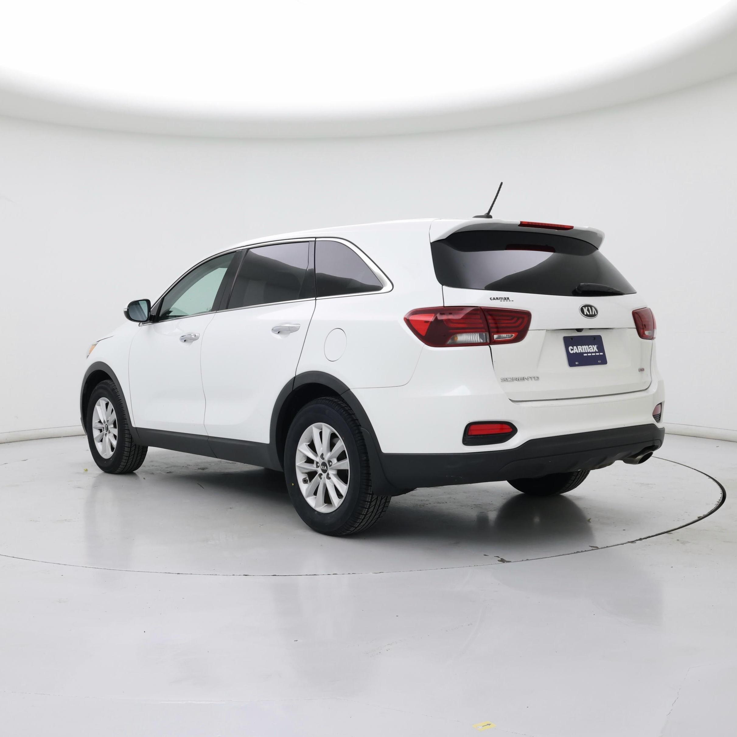 Thumbnail: 2019 Kia Sorento - 2