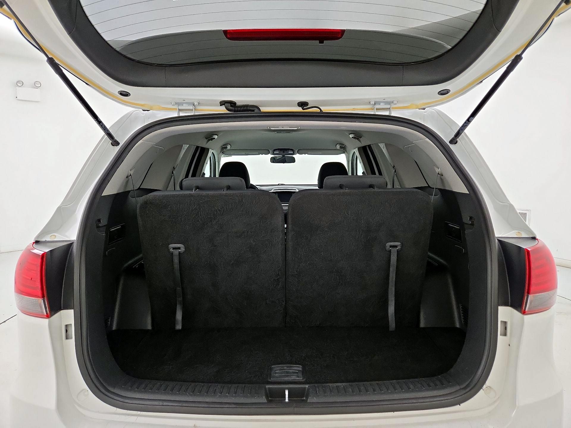 Thumbnail: 2019 Kia Sorento - 20