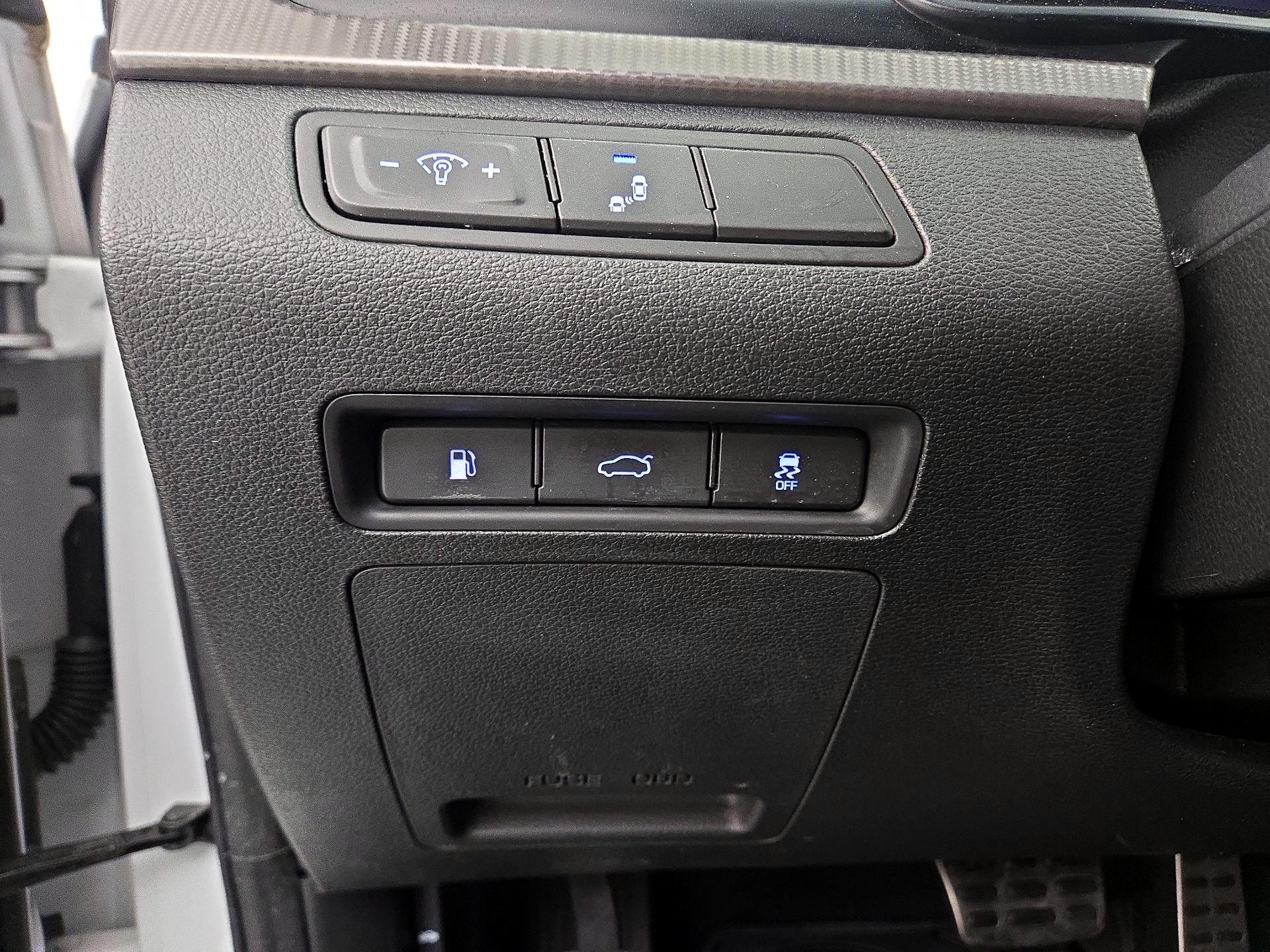 Thumbnail: 2018 Hyundai Sonata - 13