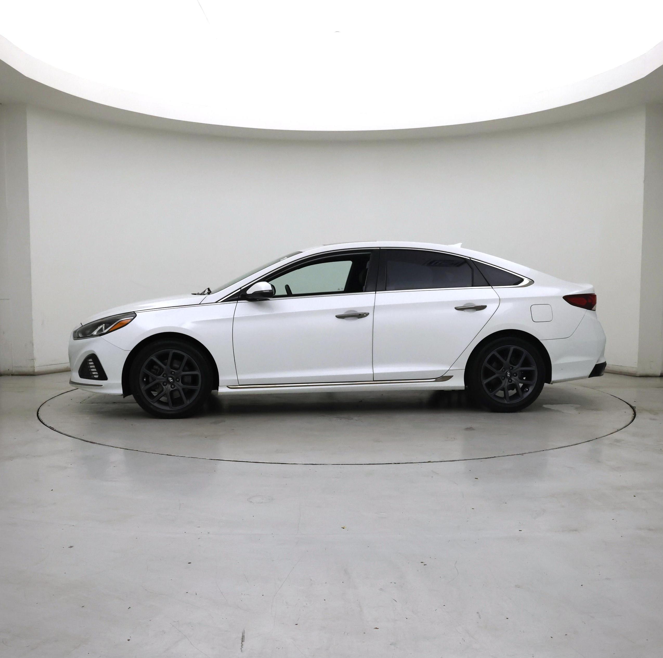 Thumbnail: 2018 Hyundai Sonata - 3