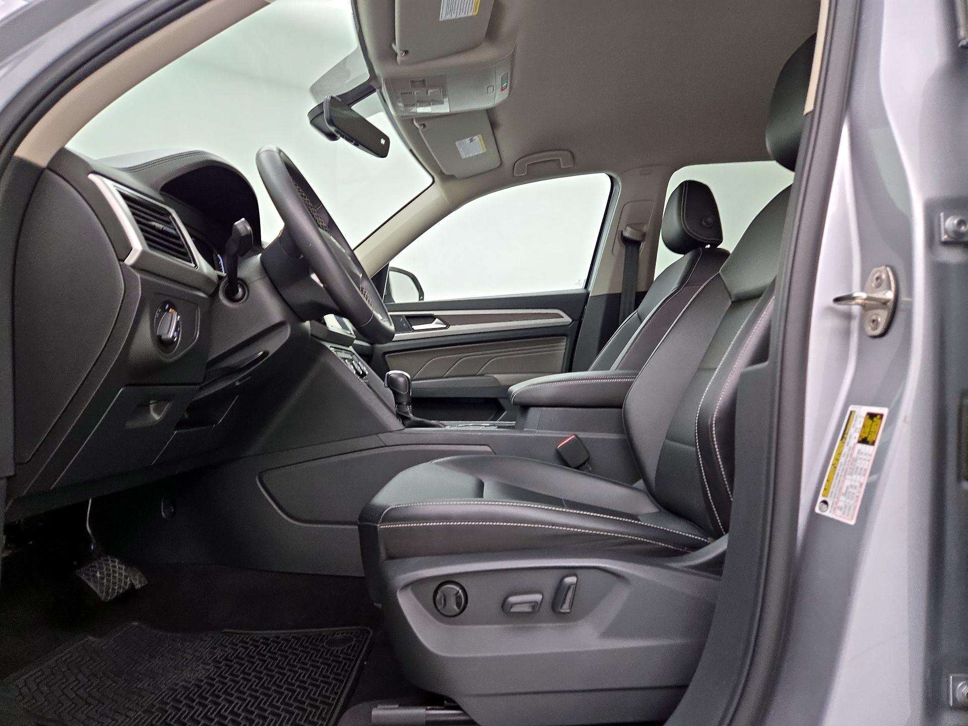 Thumbnail: 2022 Volkswagen Atlas - 11