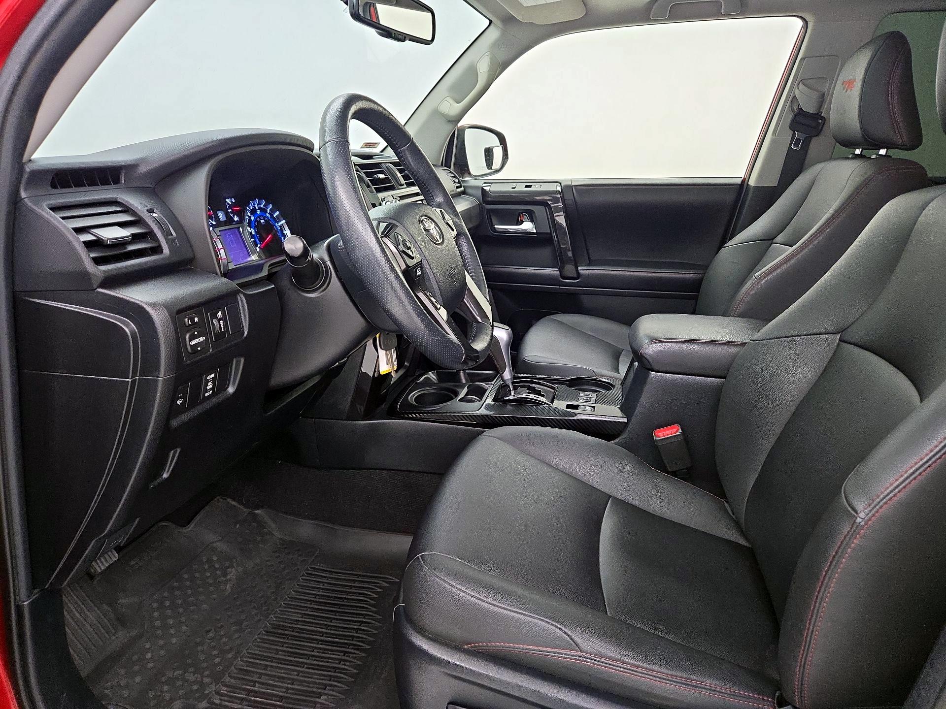 Thumbnail: 2019 Toyota 4Runner - 11