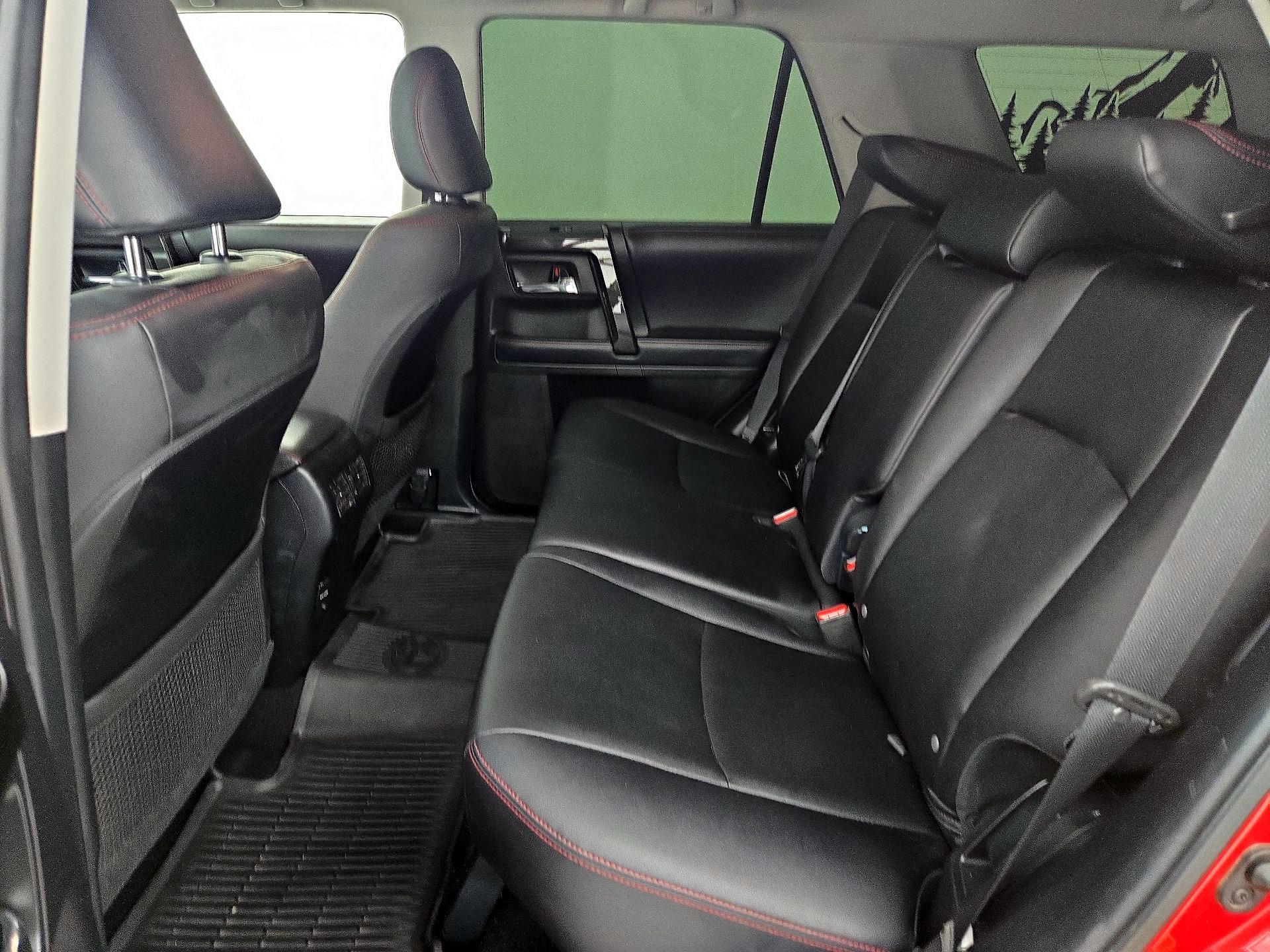 Thumbnail: 2019 Toyota 4Runner - 19