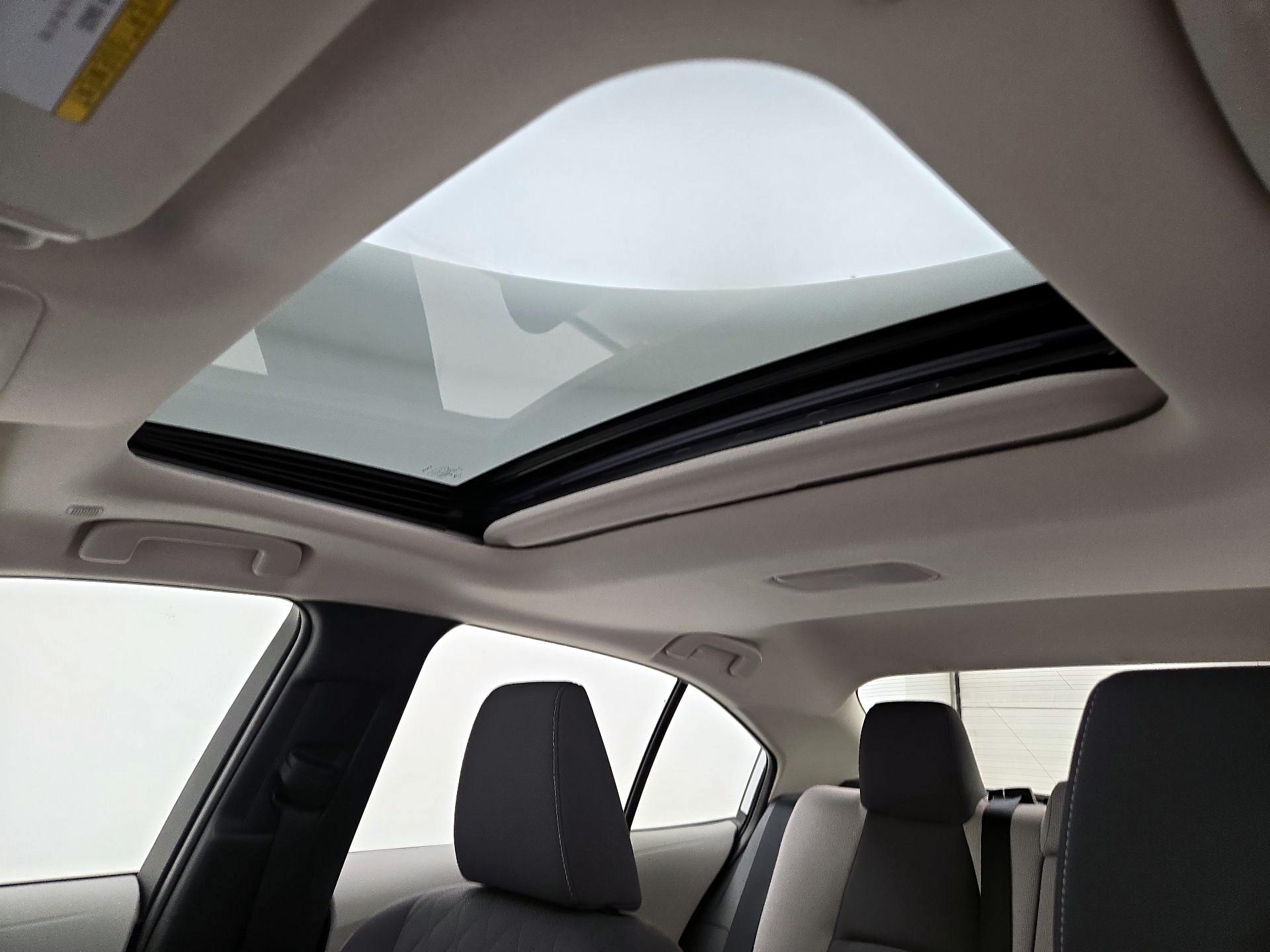 Thumbnail: 2023 Toyota Corolla - 19