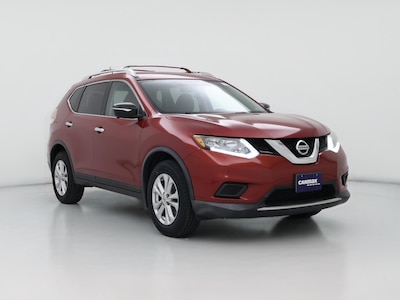 Red 2015 Nissan Rogue SV