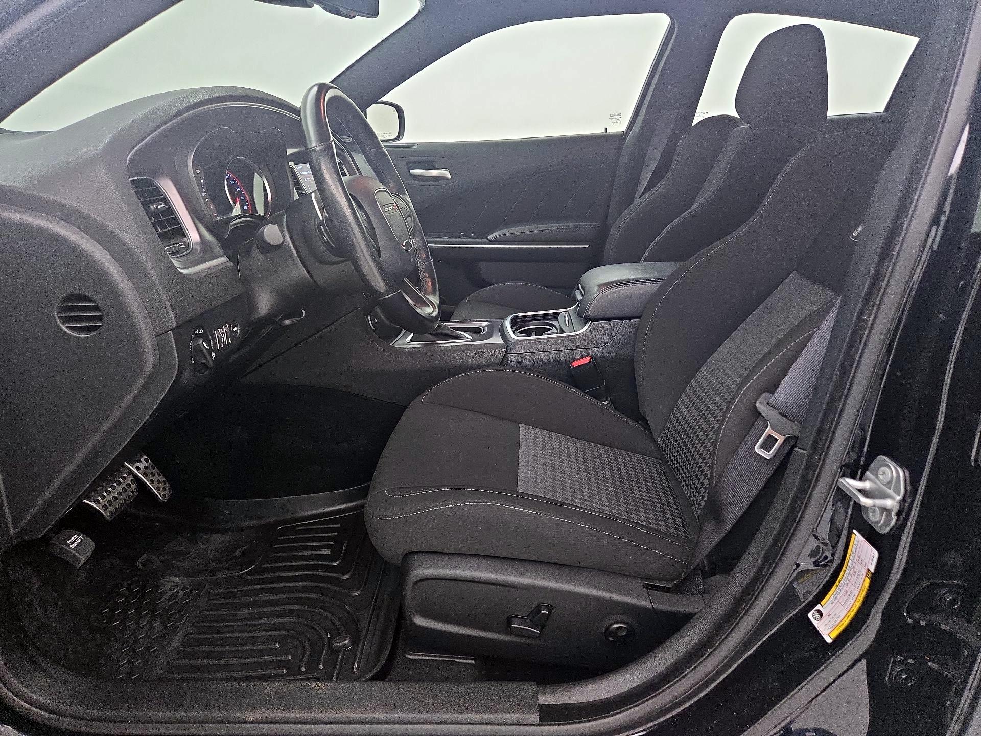 Thumbnail: 2020 Dodge Charger - 11