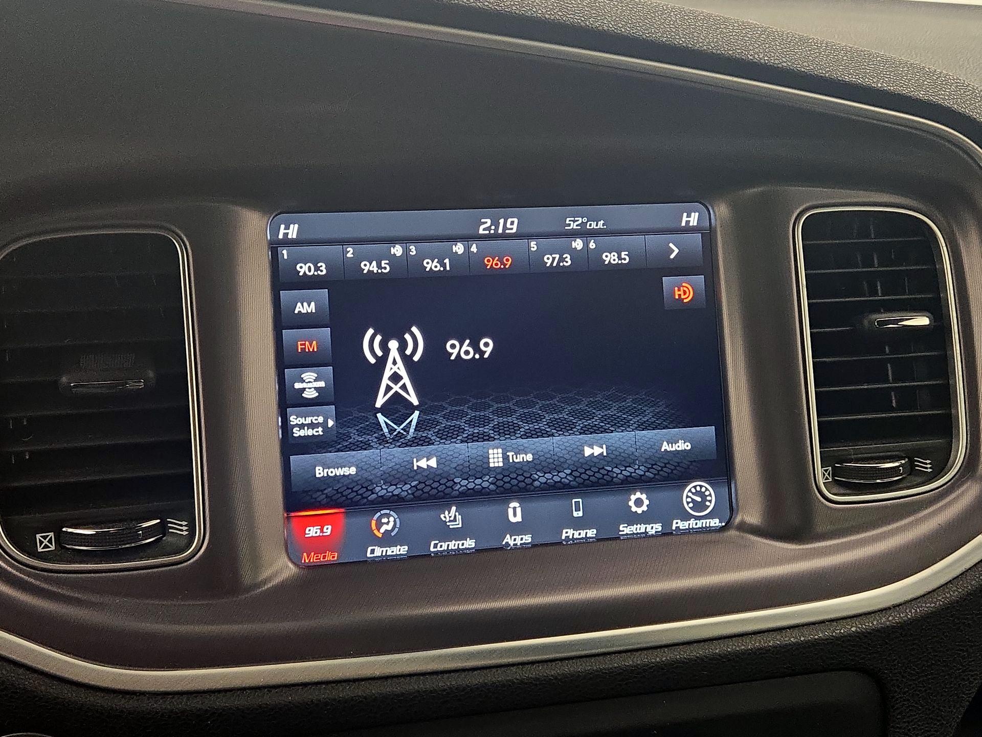 Thumbnail: 2020 Dodge Charger - 15