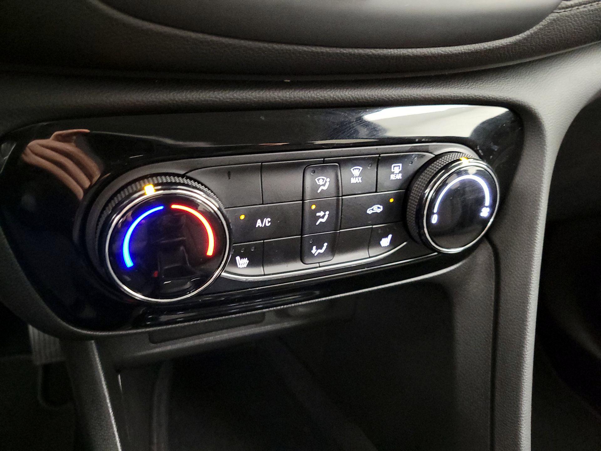 Thumbnail: 2023 Buick Encore GX - 16