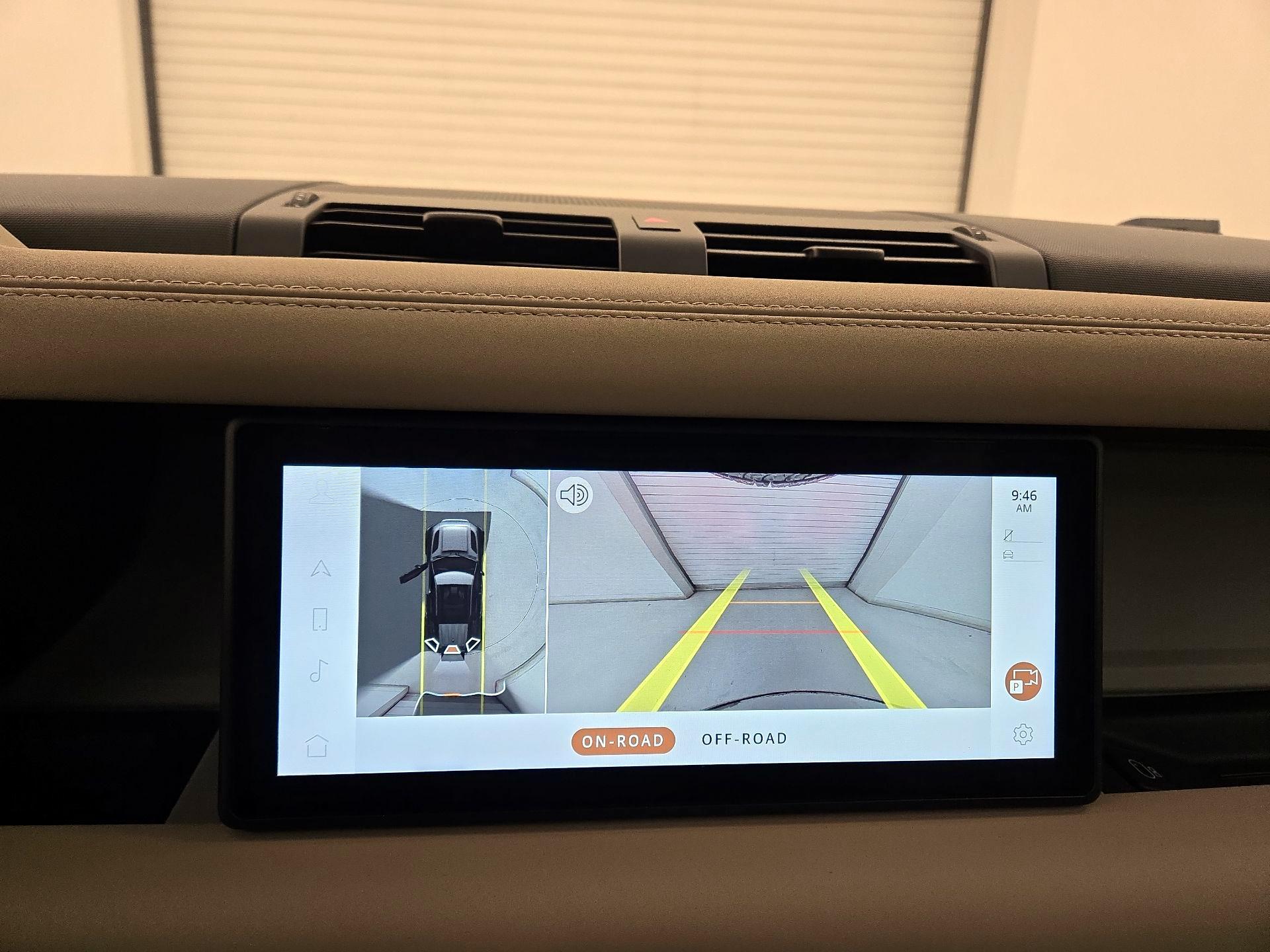 Thumbnail: 2022 Land Rover Defender - 13