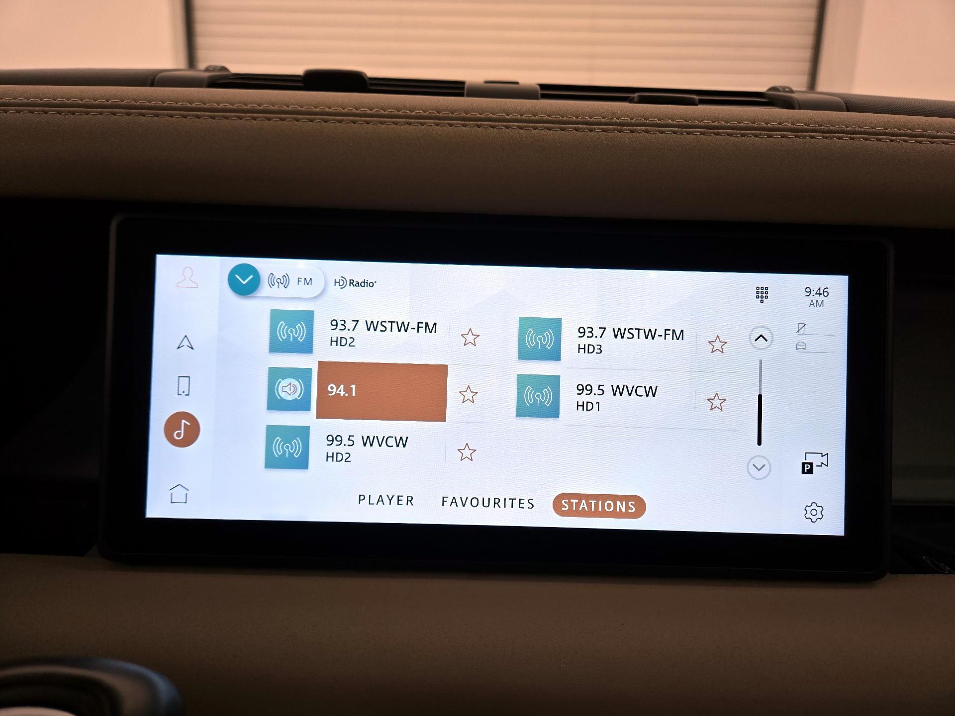 Thumbnail: 2022 Land Rover Defender - 14