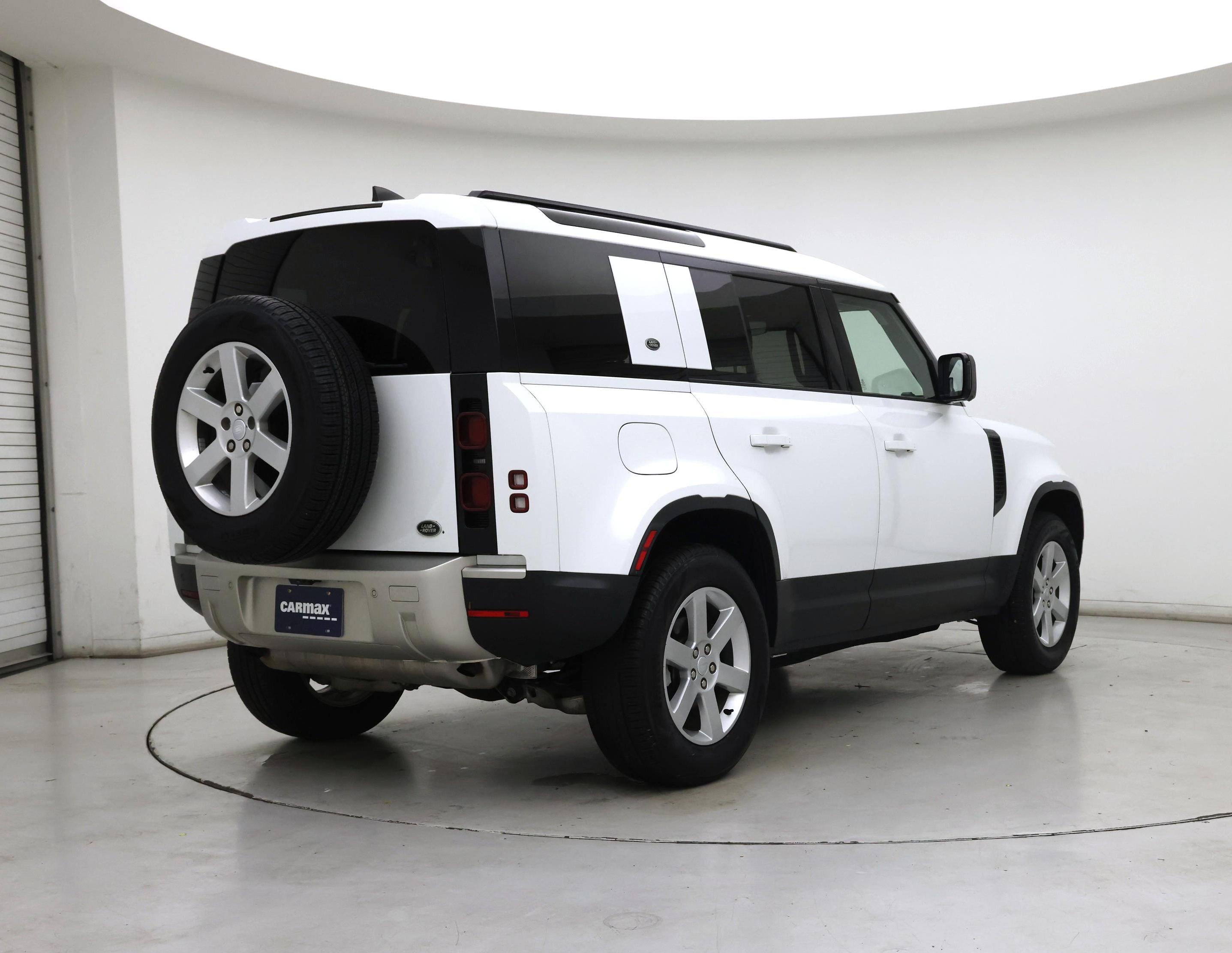 Thumbnail: 2022 Land Rover Defender - 8