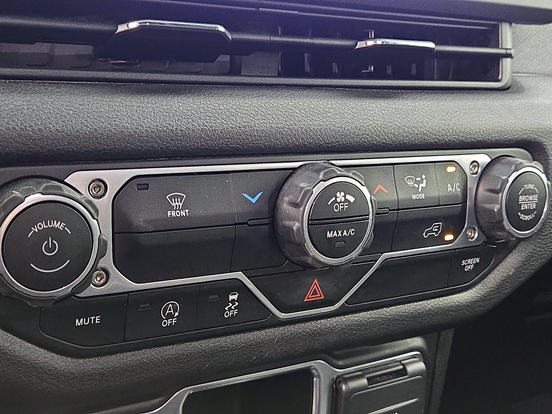 Thumbnail: 2024 Jeep Wrangler - 15